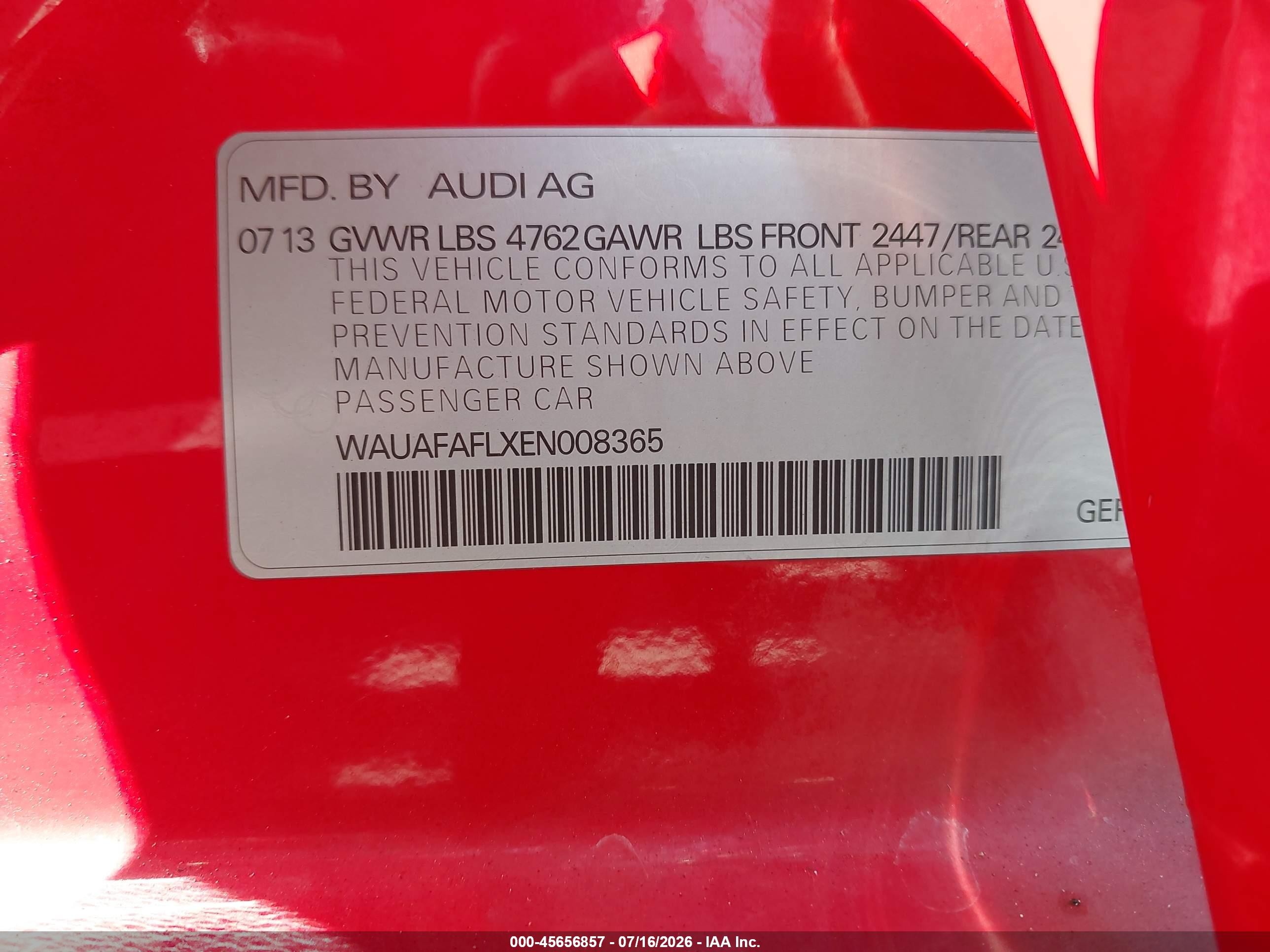 2014 Audi A4 2.0t Premium Red vin: WAUAFAFLXEN008365