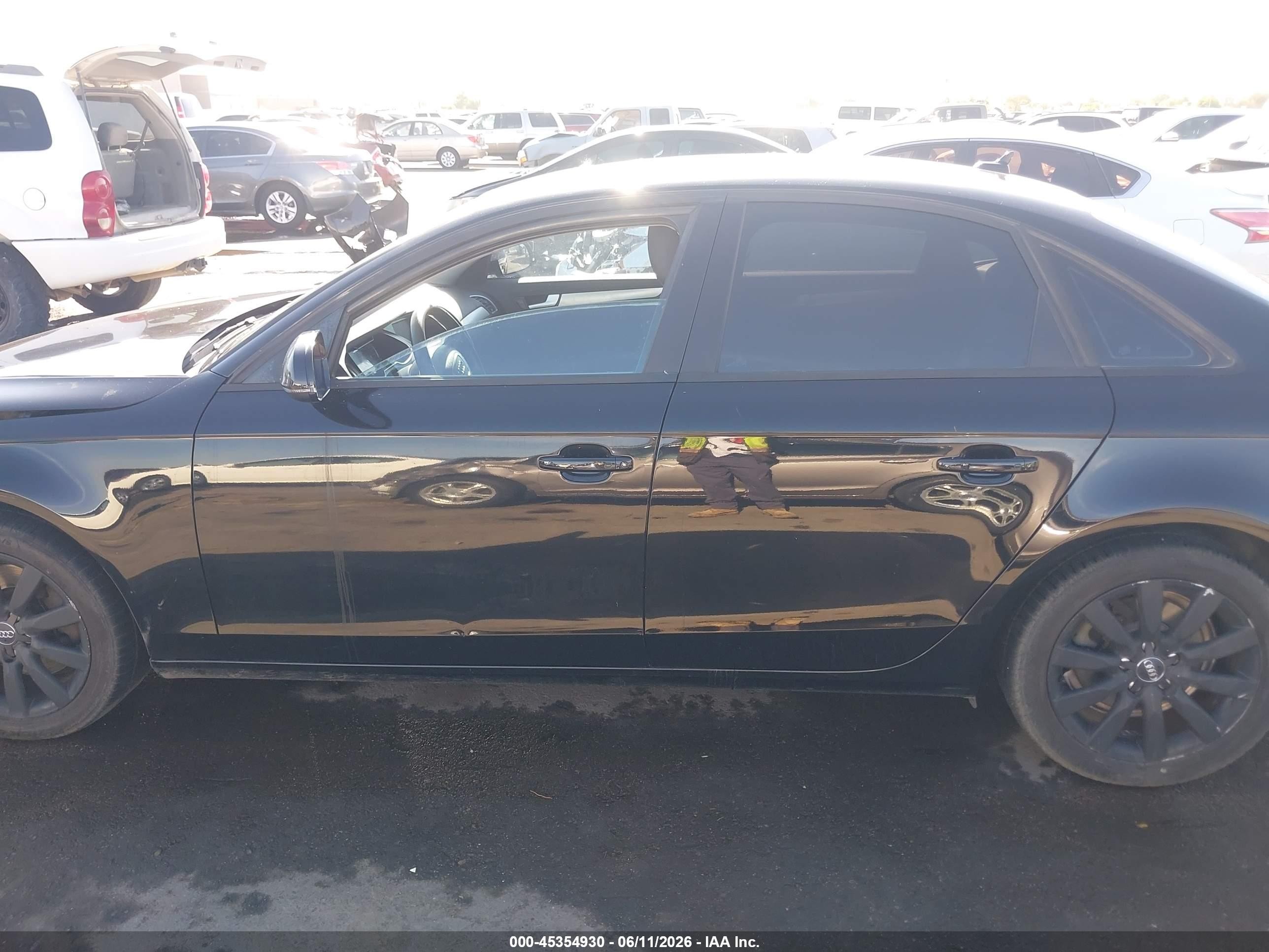 2014 Audi A4 2.0t Premium Black vin: WAUAFAFLXEN031760