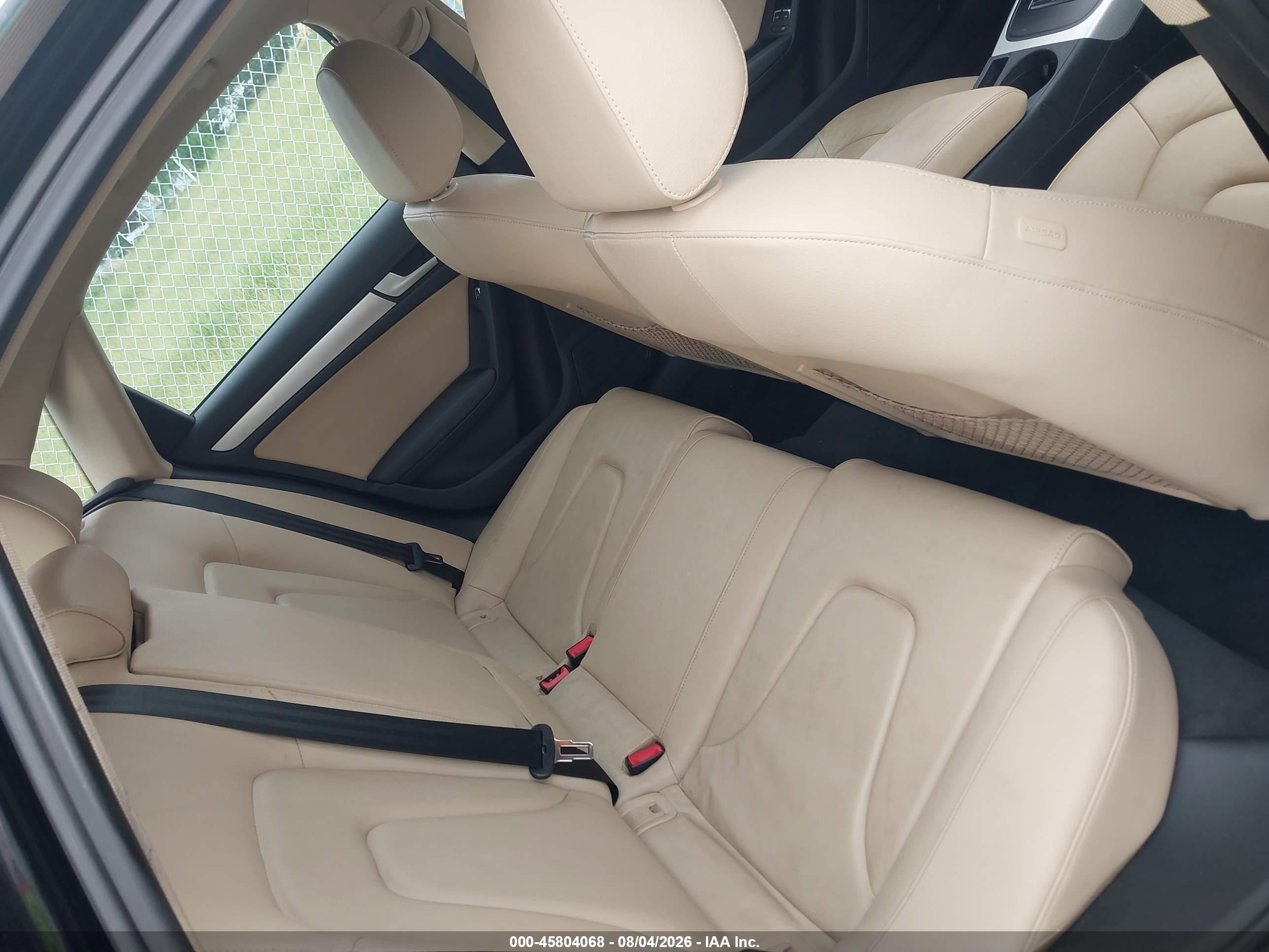 2014 Audi A4 2.0t Premium Black vin: WAUAFAFLXEN040474