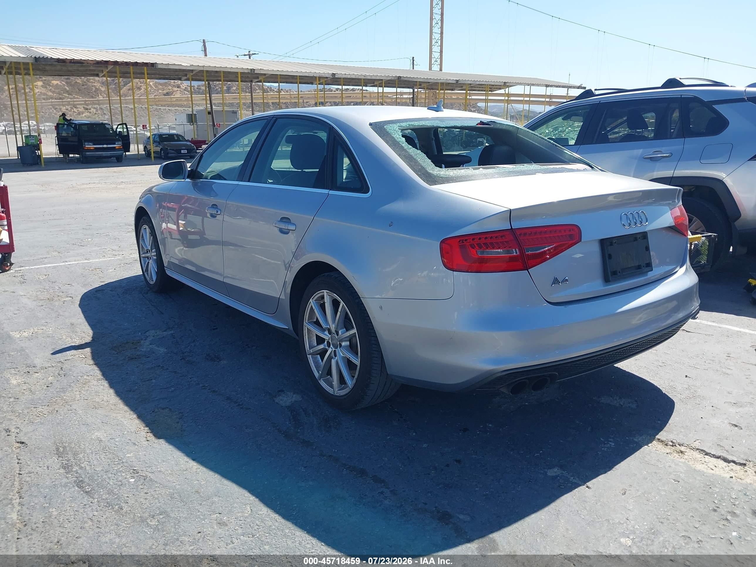 2015 Audi A4 2.0t Premium Silver vin: WAUAFAFLXFN018458
