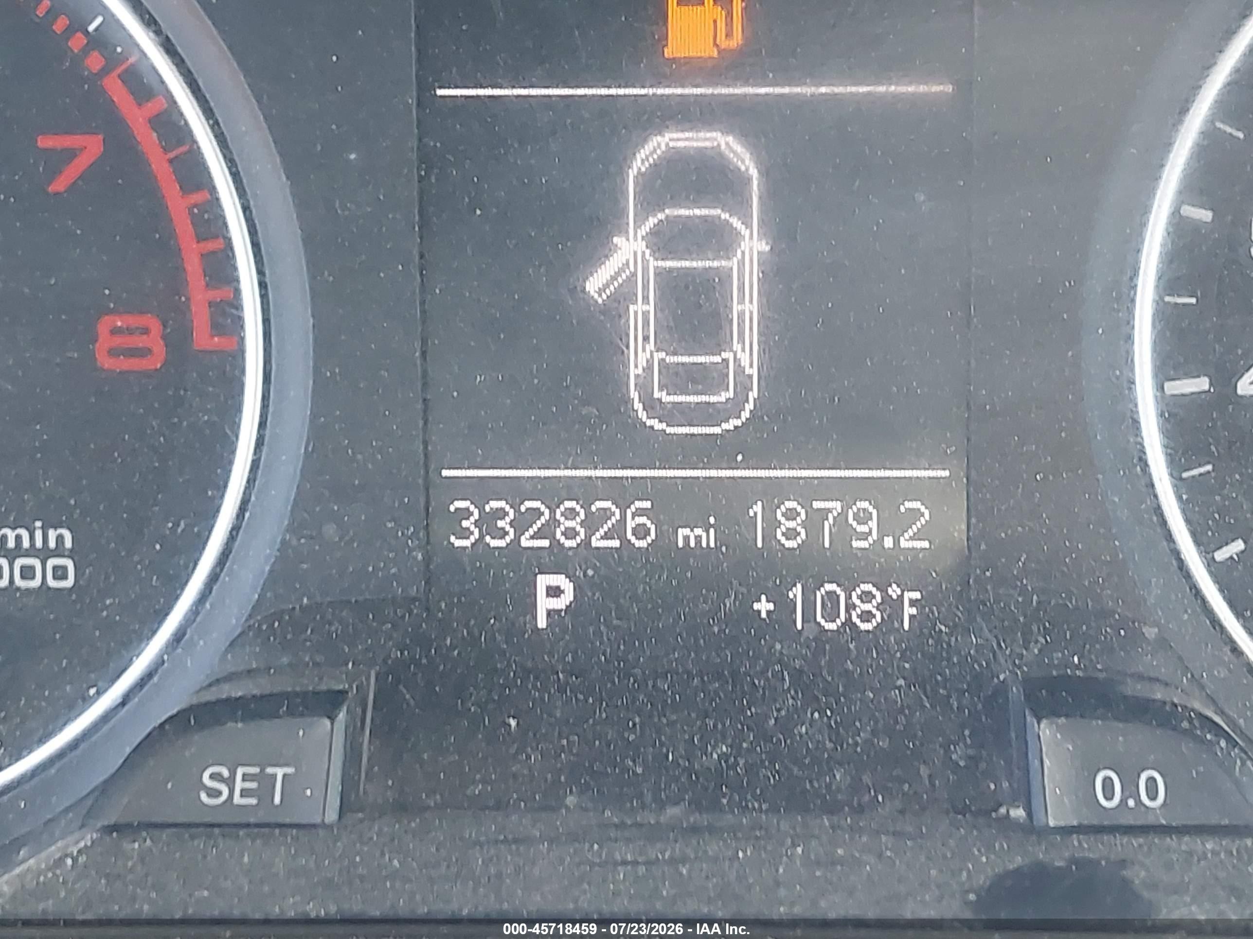 2015 Audi A4 2.0t Premium Silver vin: WAUAFAFLXFN018458