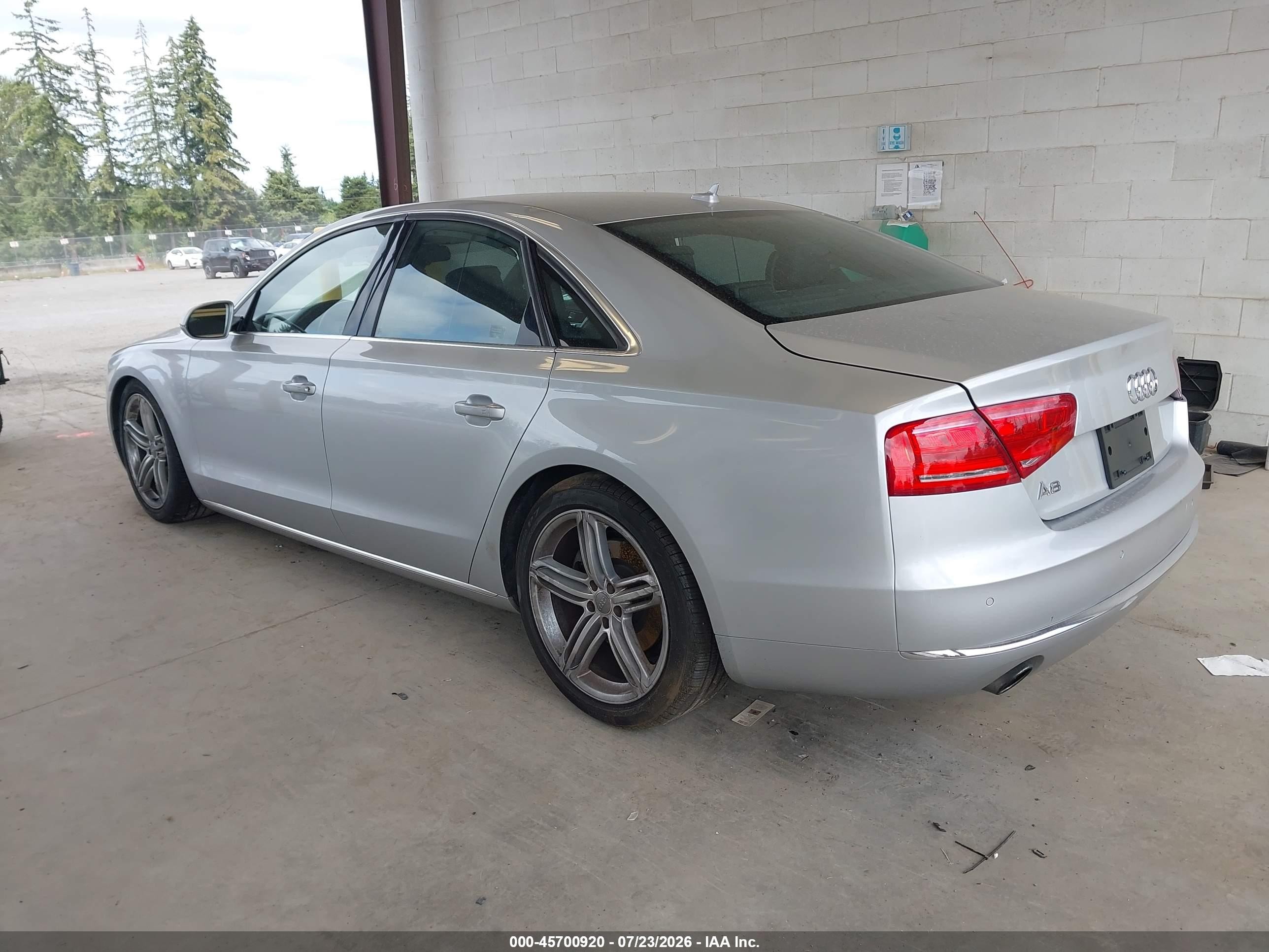 2013 Audi A8 3.0t Silver vin: WAUAGAFD1DN006511