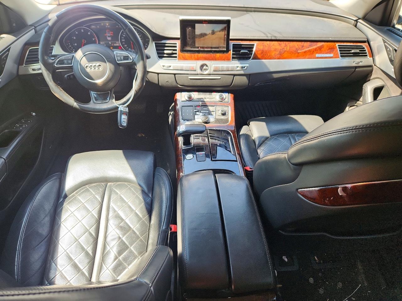 2013 Audi A8 Quattro White vin: WAUAGAFD1DN016911