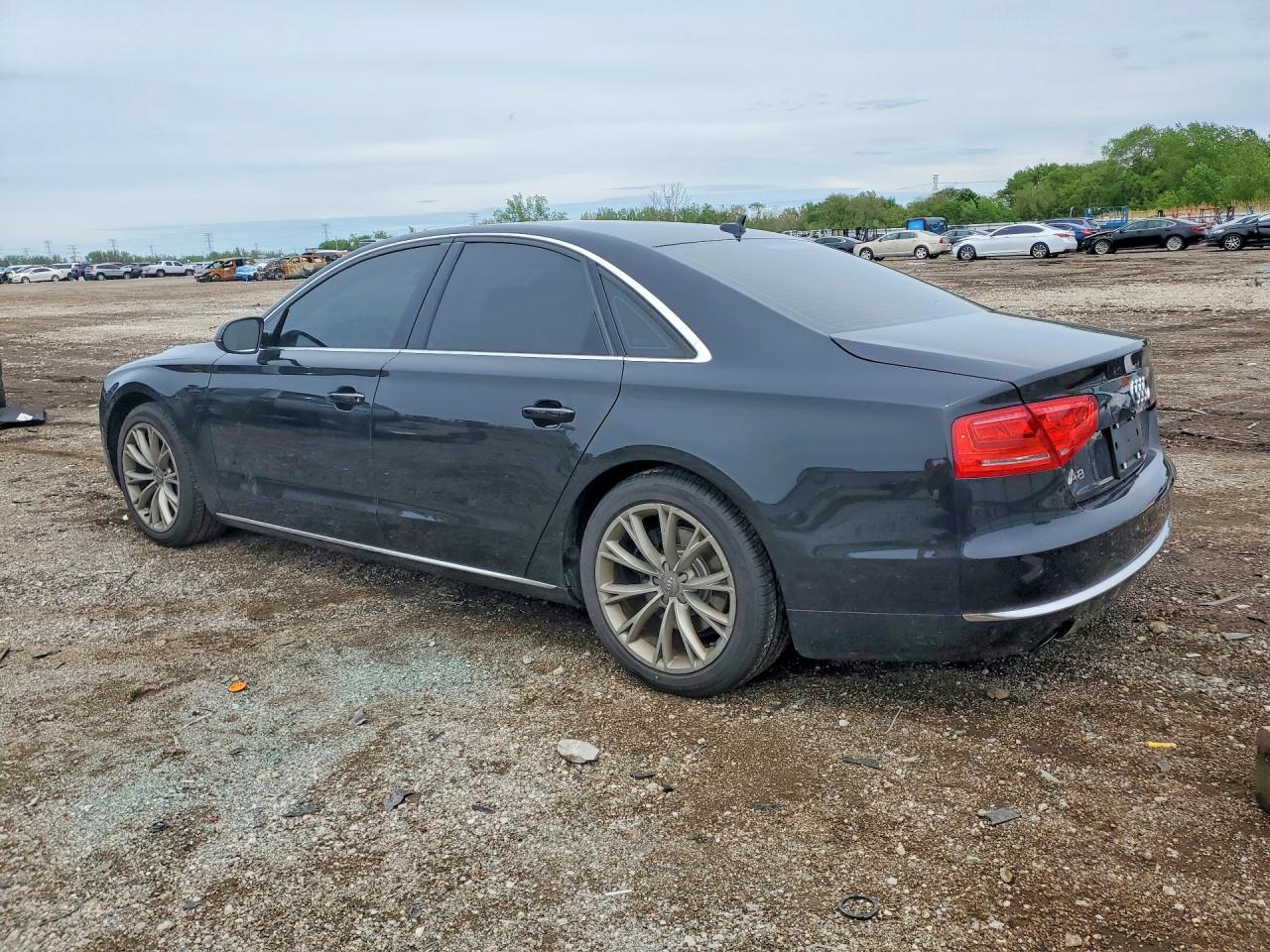 2013 Audi A8 Quattro Black vin: WAUAGAFD5DN000758