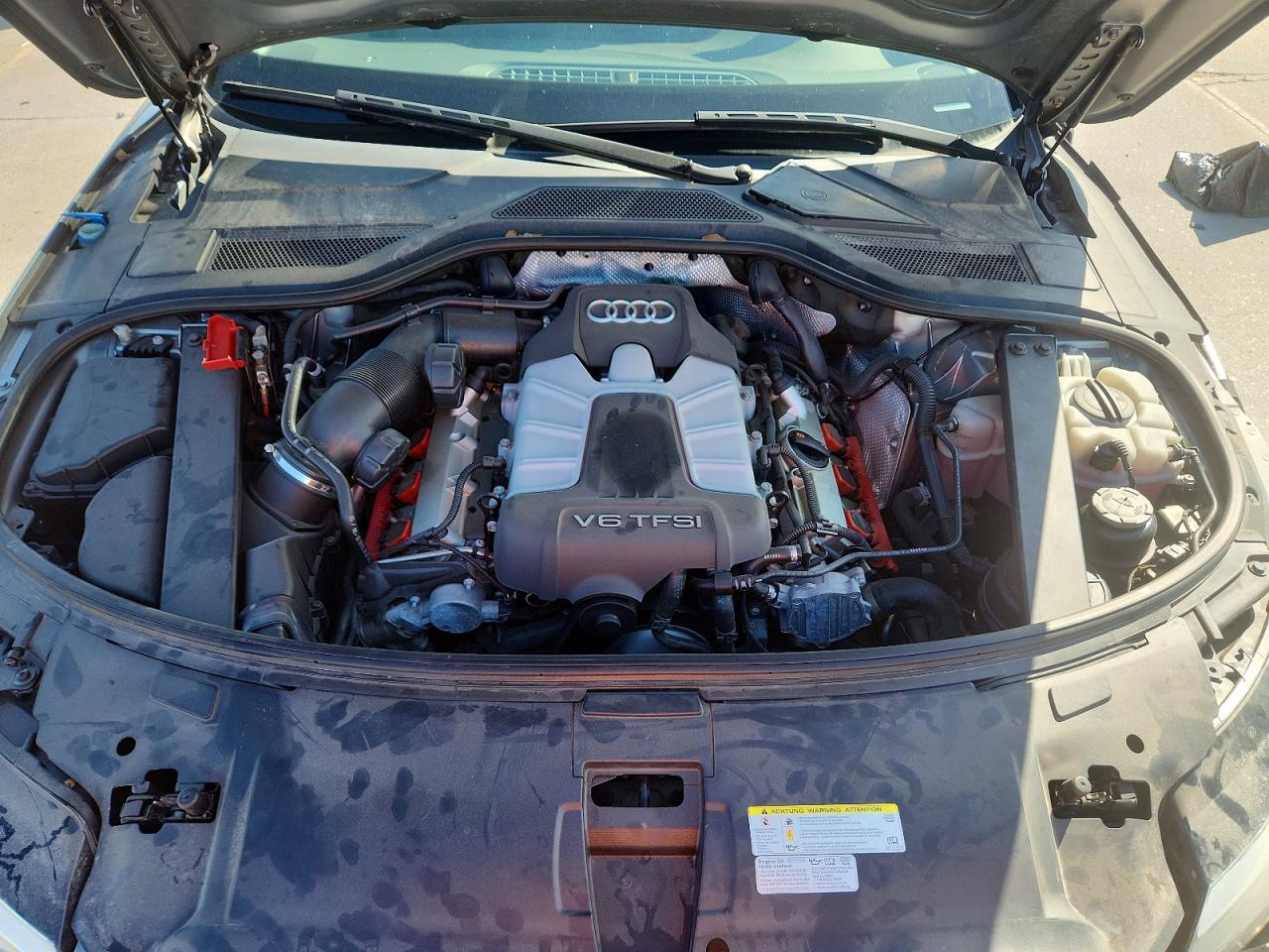 2013 Audi A8 Quattro Silver vin: WAUAGAFD7DN030439