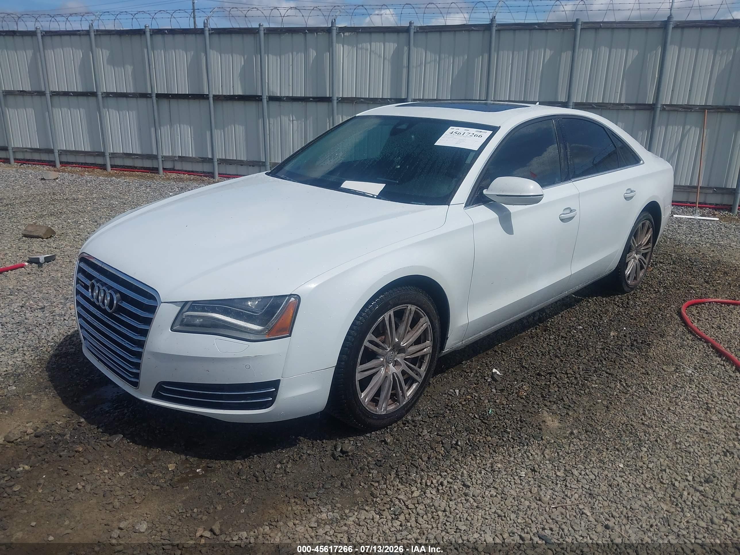 2013 Audi A8 3.0t White vin: WAUAGAFD8DN005551