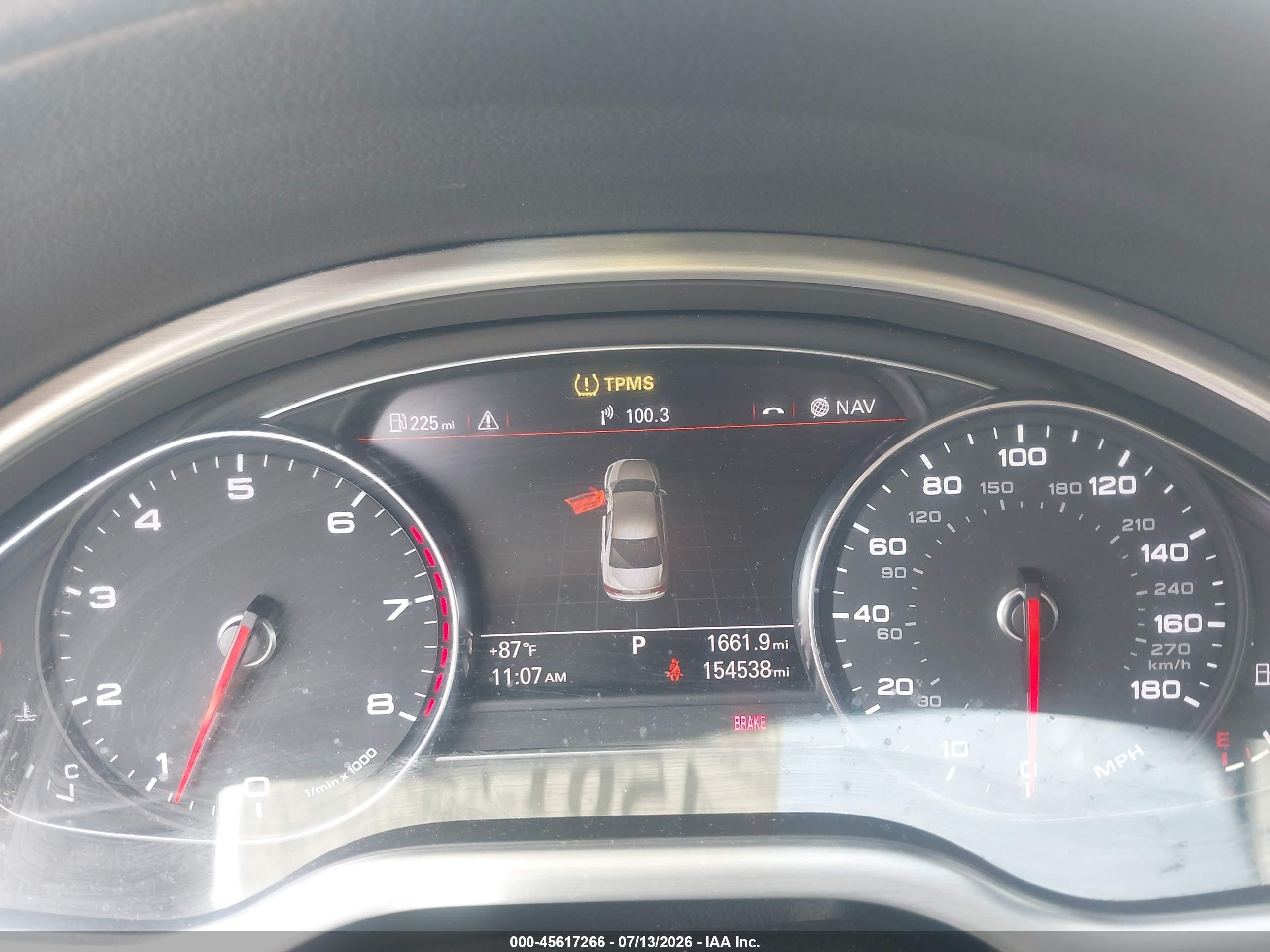2013 Audi A8 3.0t White vin: WAUAGAFD8DN005551