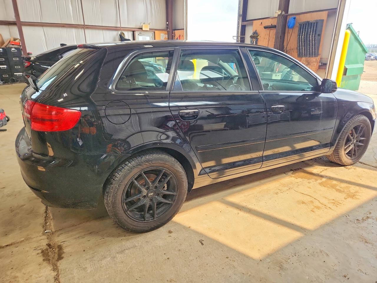 2013 Audi A3 Progressiv Black vin: WAUAJCFM7DA010177