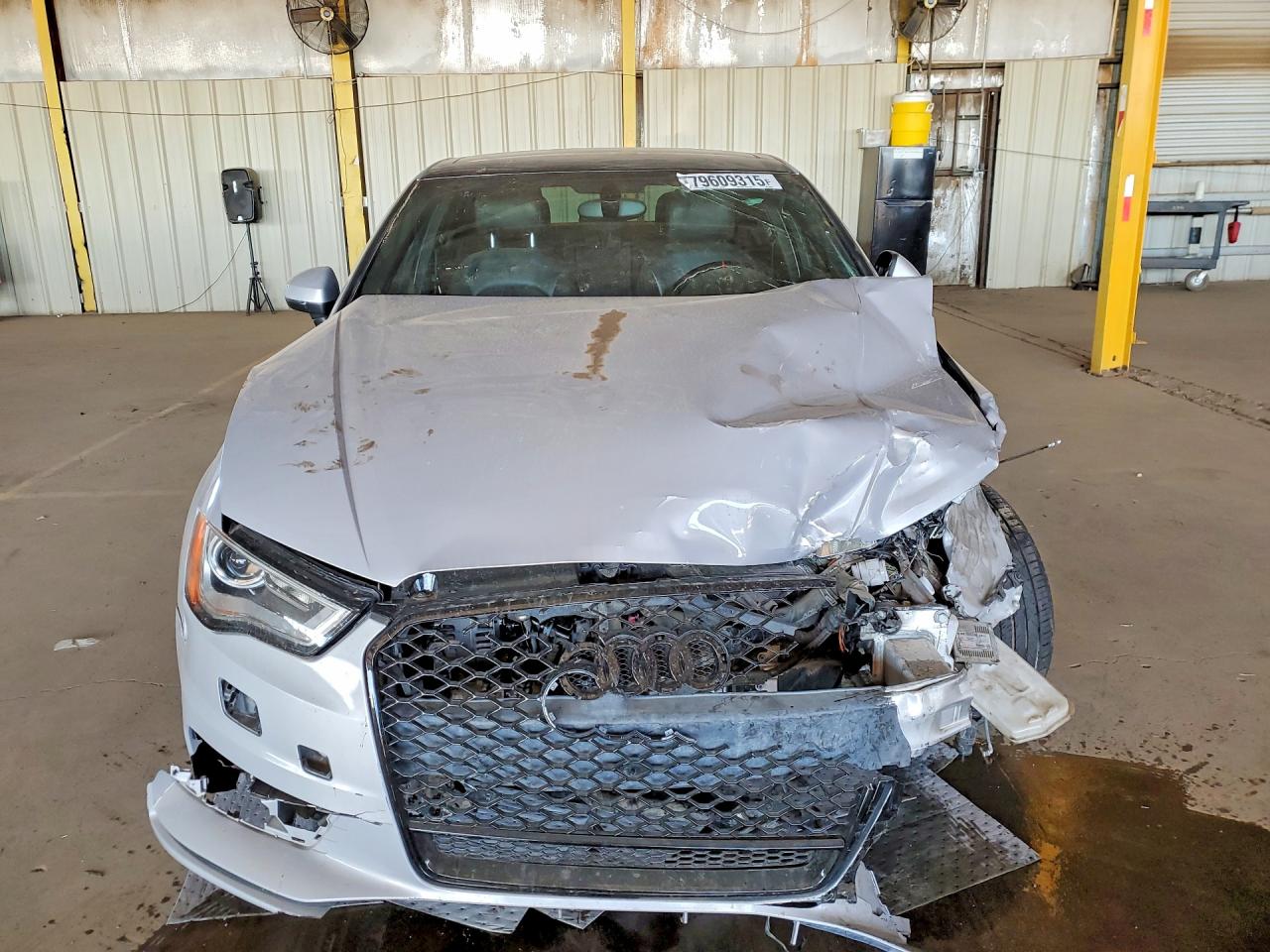 2015 Audi A3 Premium Silver vin: WAUAJGFF9F1085734