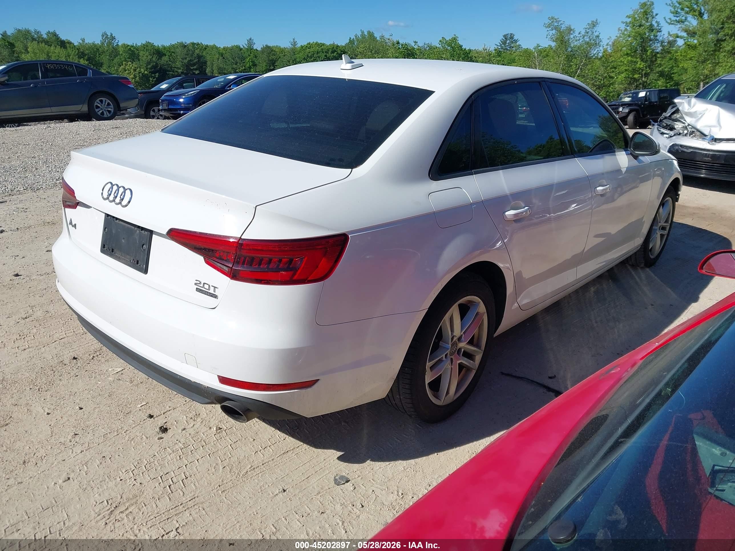 2017 Audi A4 2.0t Premium White vin: WAUANAF42HN023149