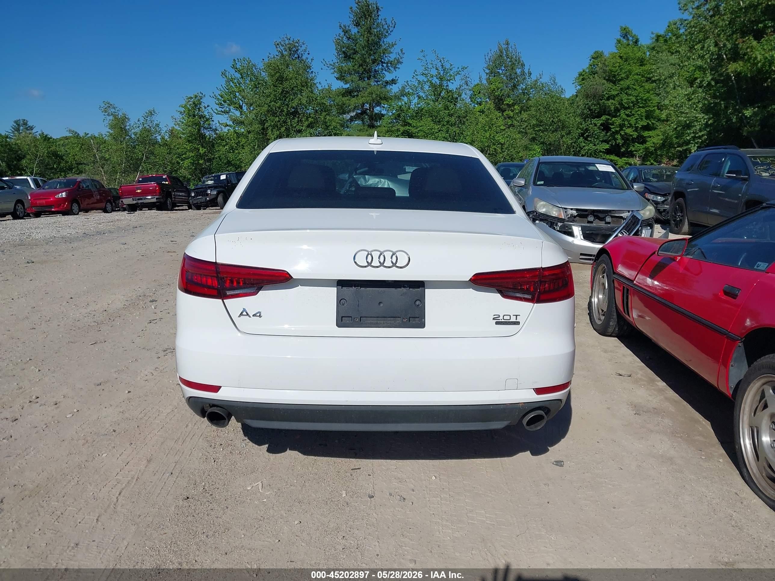 2017 Audi A4 2.0t Premium White vin: WAUANAF42HN023149