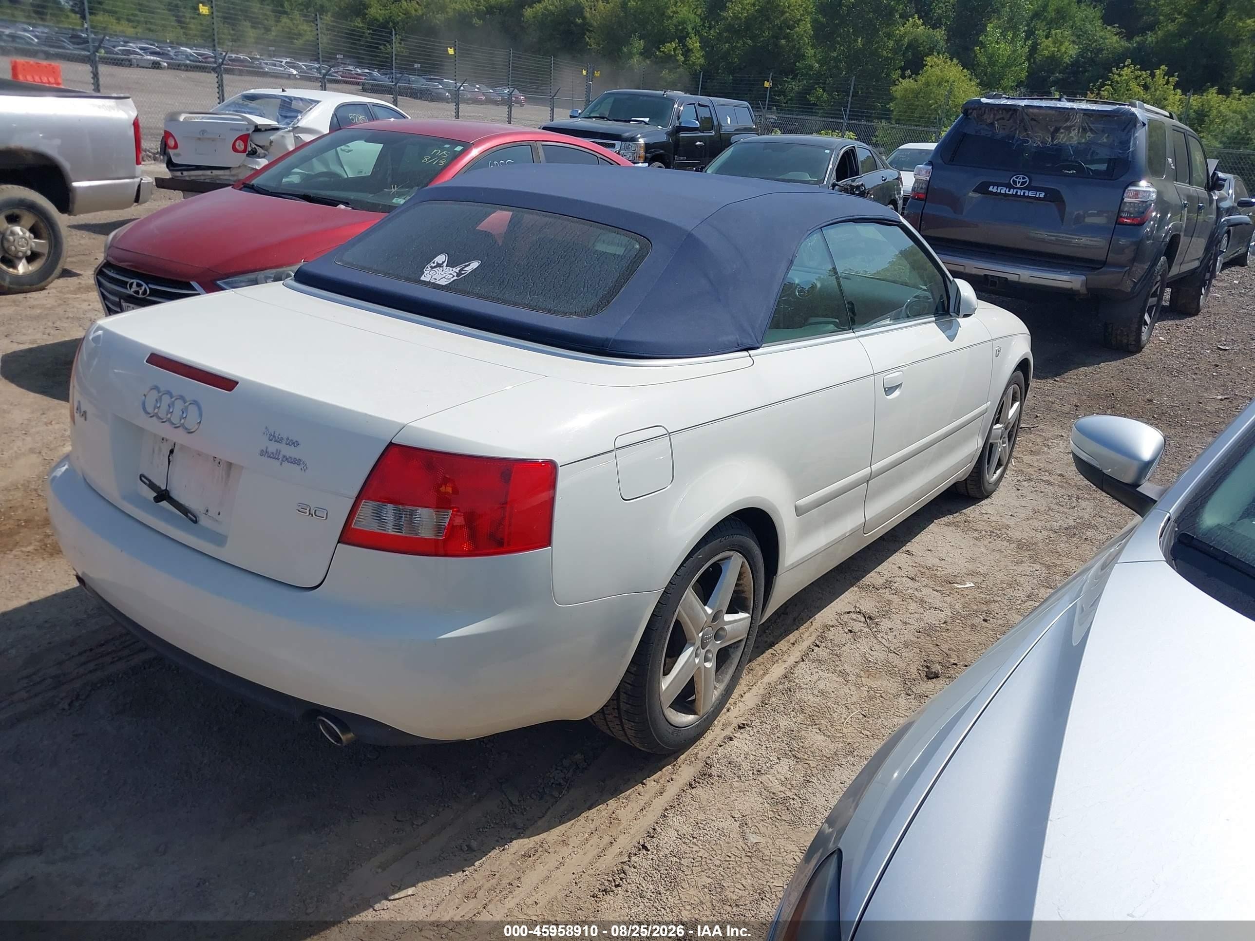 2004 Audi A4 3.0 White vin: WAUAT48H44K014732