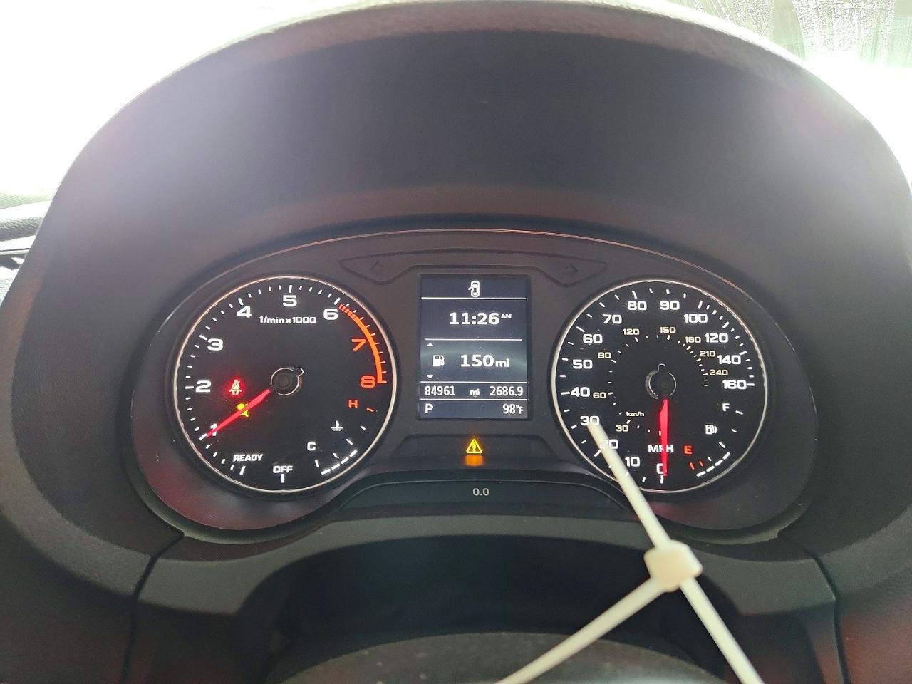 2018 Audi A3 Premium White vin: WAUAUGFF3J1028784