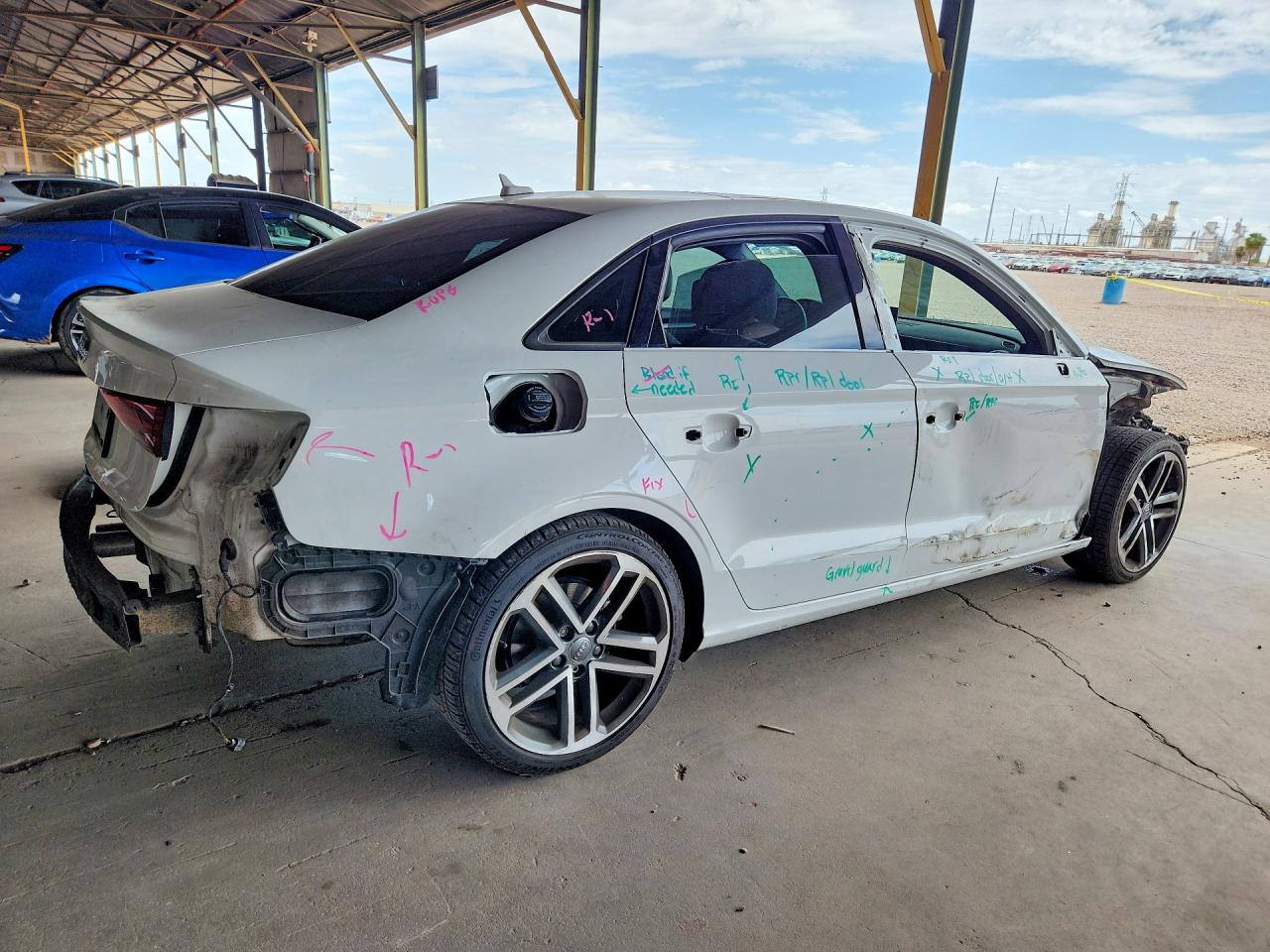 2018 Audi A3 Premium White vin: WAUAUGFF3J1028784