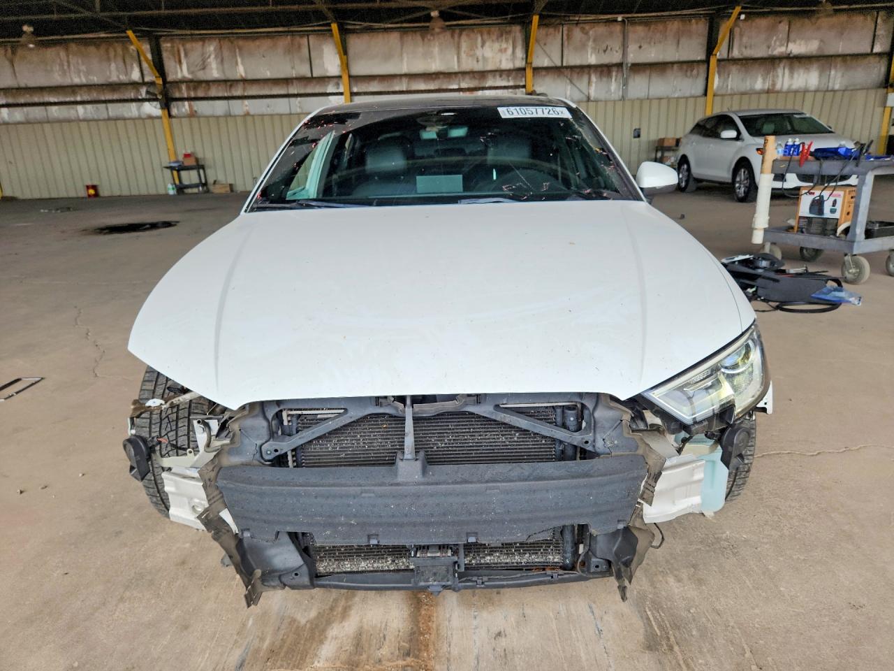 2018 Audi A3 Premium White vin: WAUAUGFF3J1028784