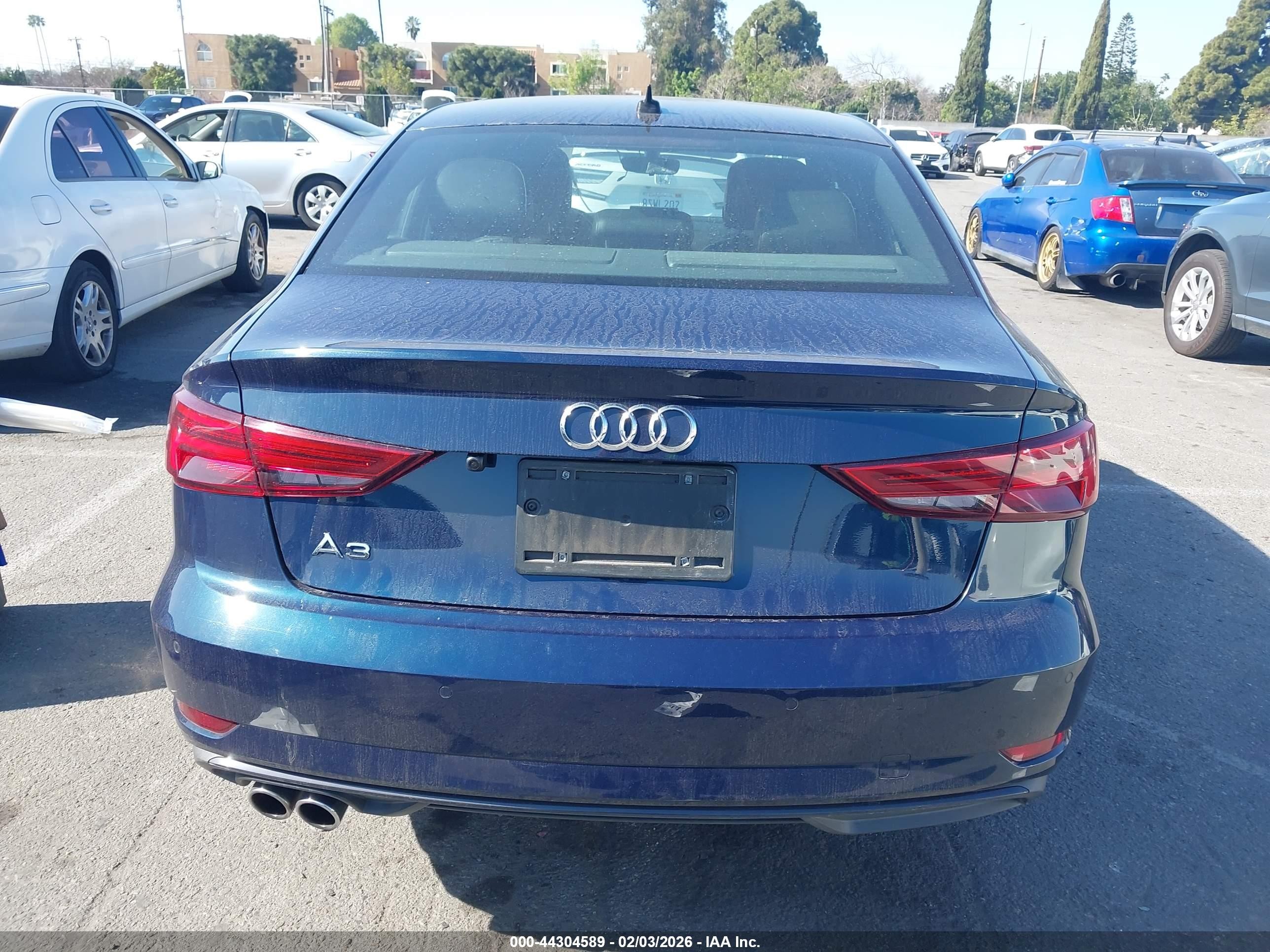 2020 Audi A3 Premium 40 Tfsi Front-wheel Drive S Tronic Blue vin: WAUAUGFF3LA102515