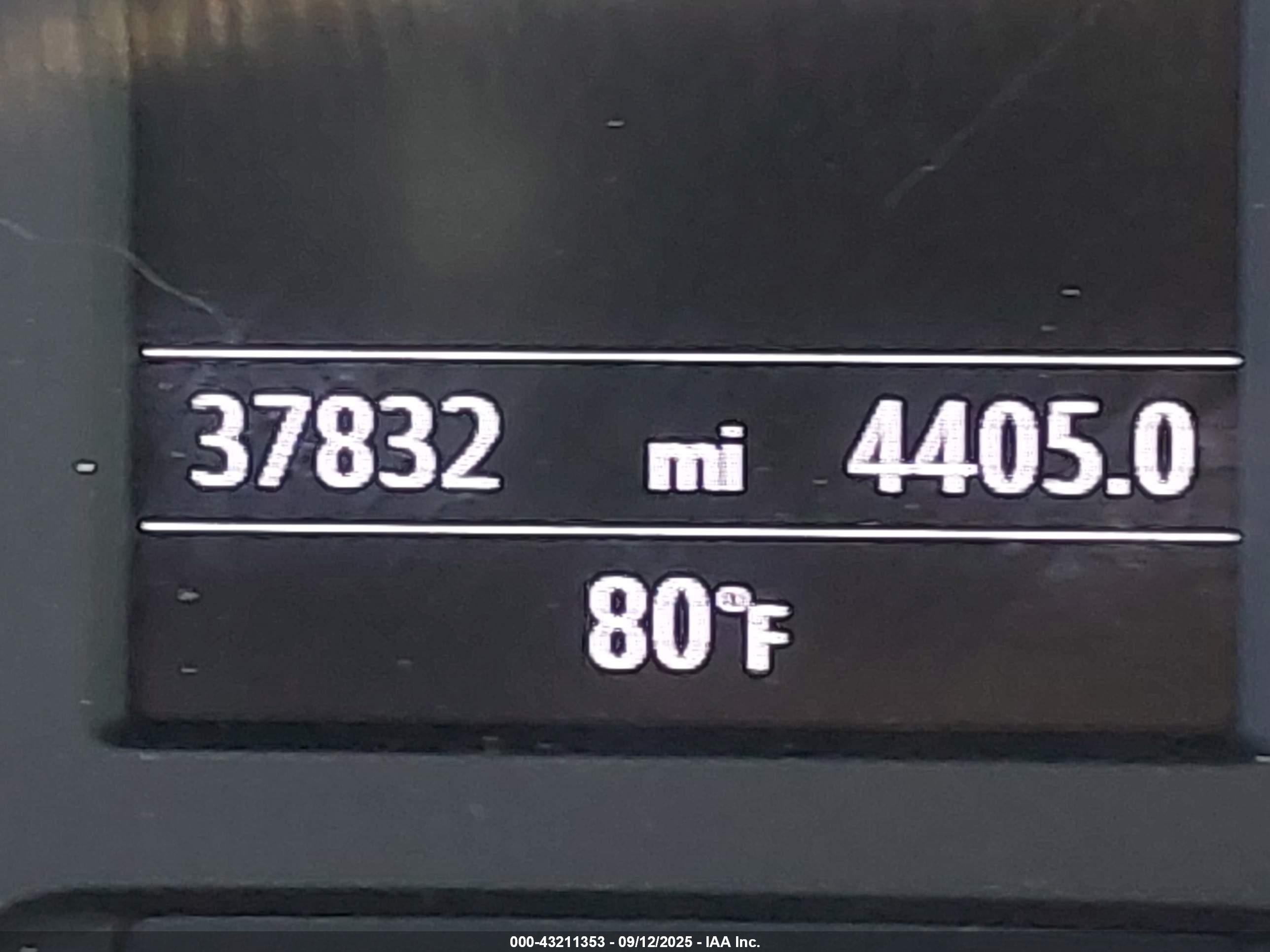 2018 Audi A3 2.0t Premium/2.0t Tech Premium Черный vin: WAUAUGFF7J1072304
