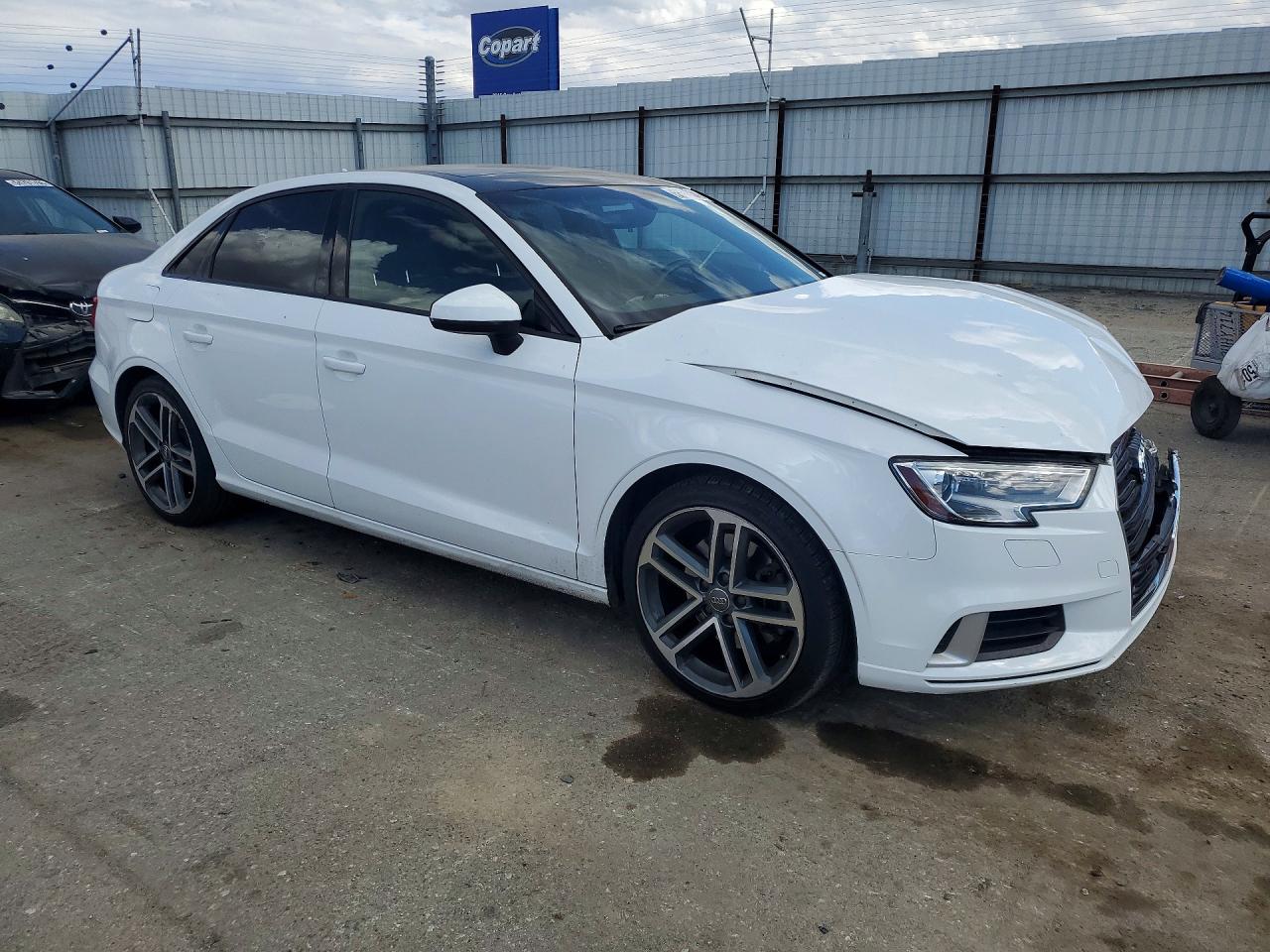 2018 Audi A3 Premium White vin: WAUAUGFF8J1038789