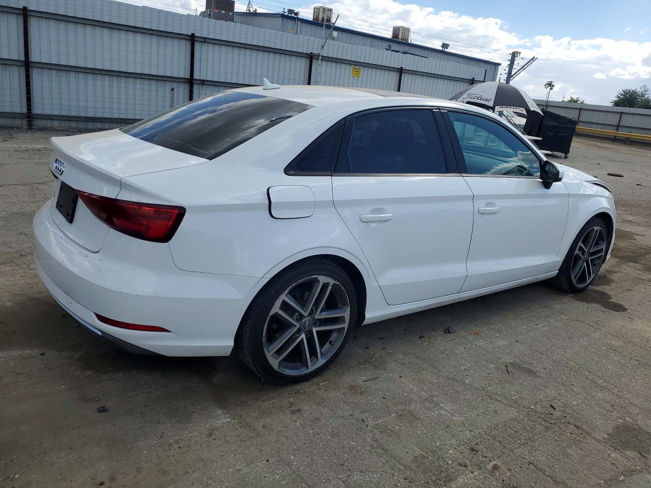 2018 Audi A3 Premium White vin: WAUAUGFF8J1038789