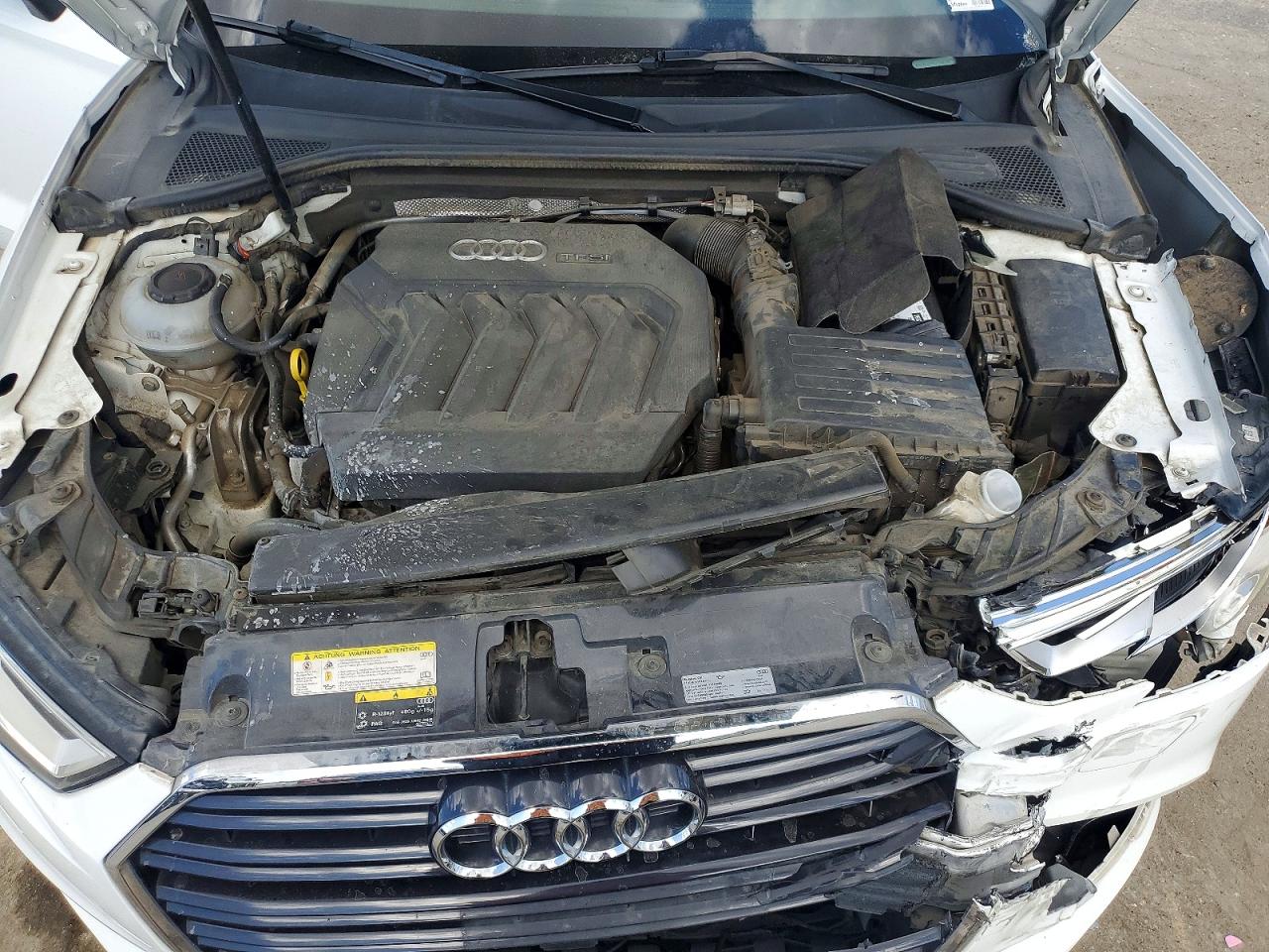 2018 Audi A3 Premium White vin: WAUAUGFF8J1038789
