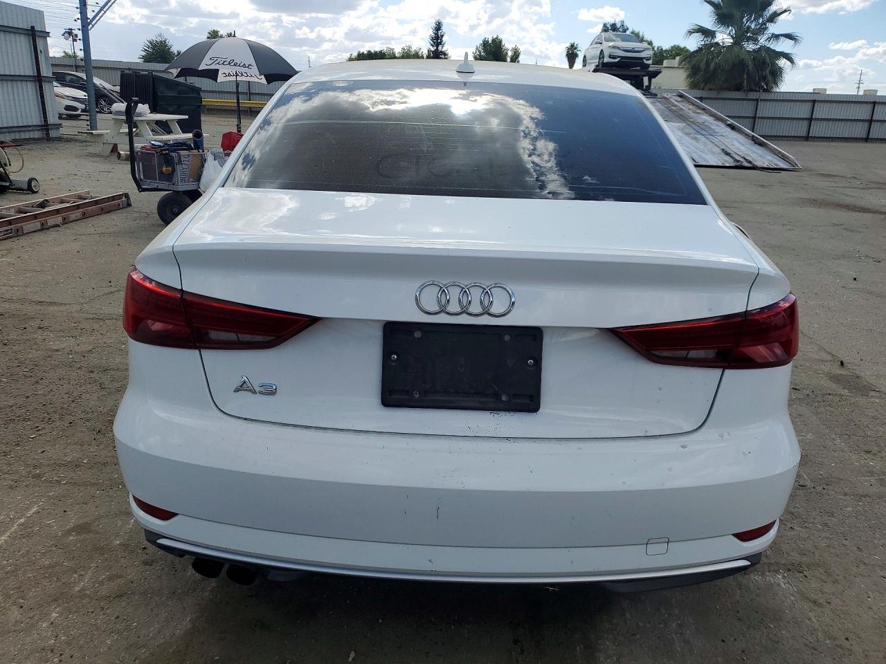2018 Audi A3 Premium White vin: WAUAUGFF8J1038789