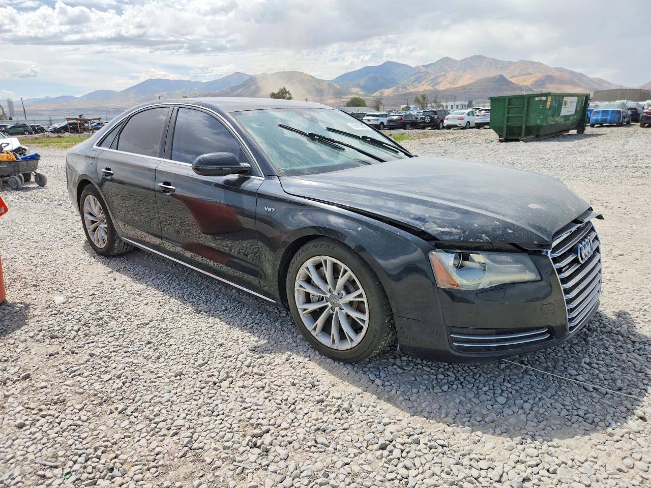 2012 Audi A8 Quattro Черный vin: WAUAVAFD4CN009732