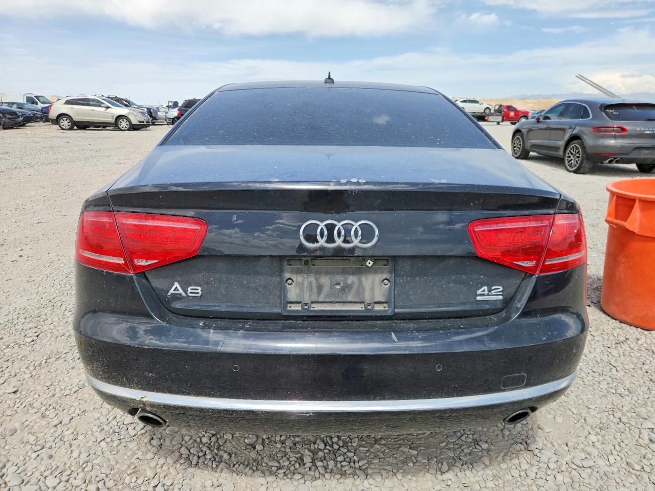 2012 Audi A8 Quattro Черный vin: WAUAVAFD4CN009732