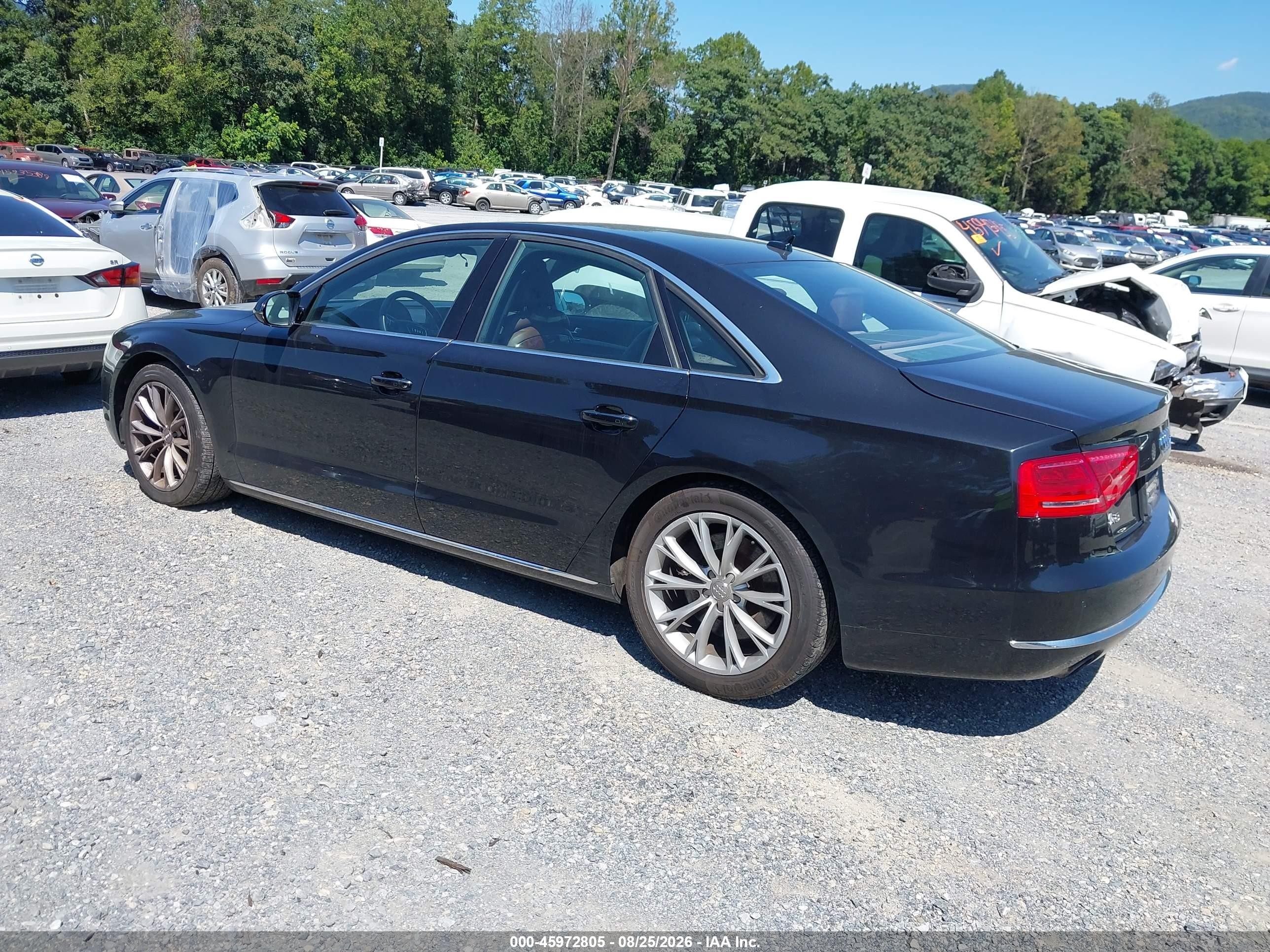 2011 Audi A8 4.2 (tiptronic) Черный vin: WAUAVAFD5BN021421