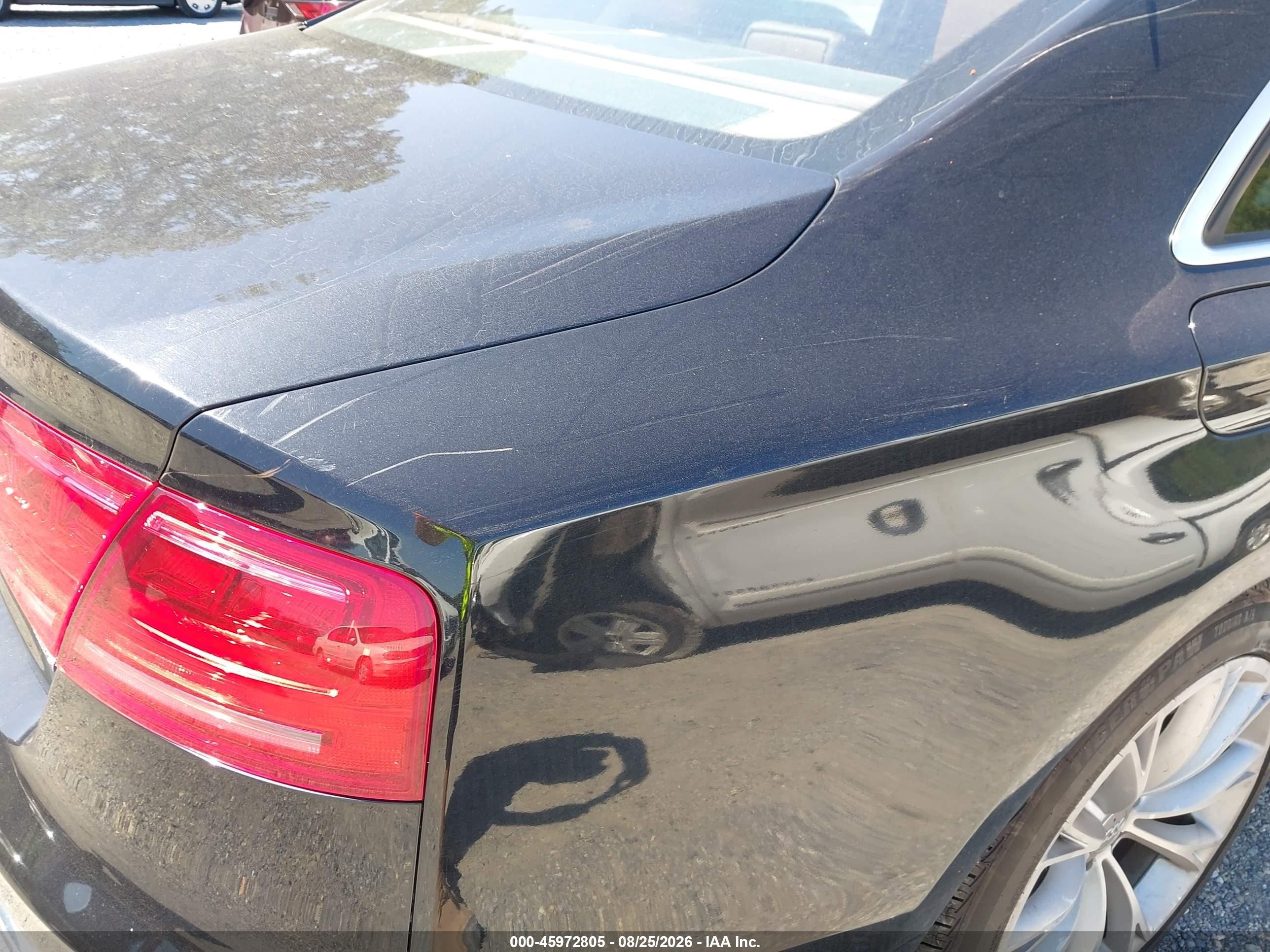 2011 Audi A8 4.2 (tiptronic) Черный vin: WAUAVAFD5BN021421