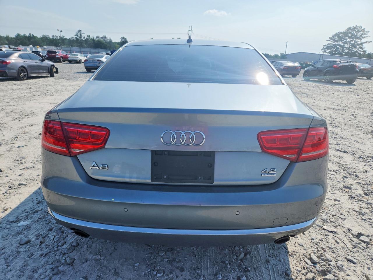 2012 Audi A8 Quattro Серый vin: WAUAVAFDXCN004244