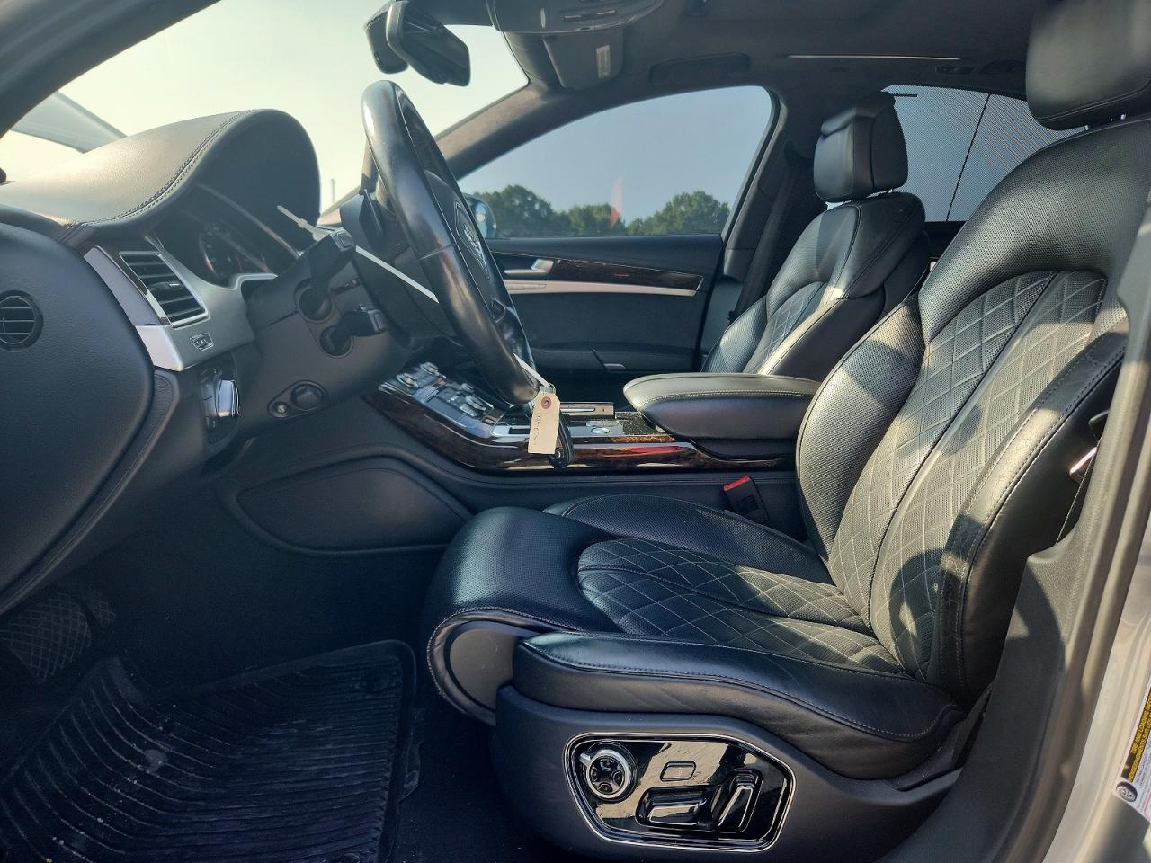 2012 Audi A8 Quattro Серый vin: WAUAVAFDXCN004244
