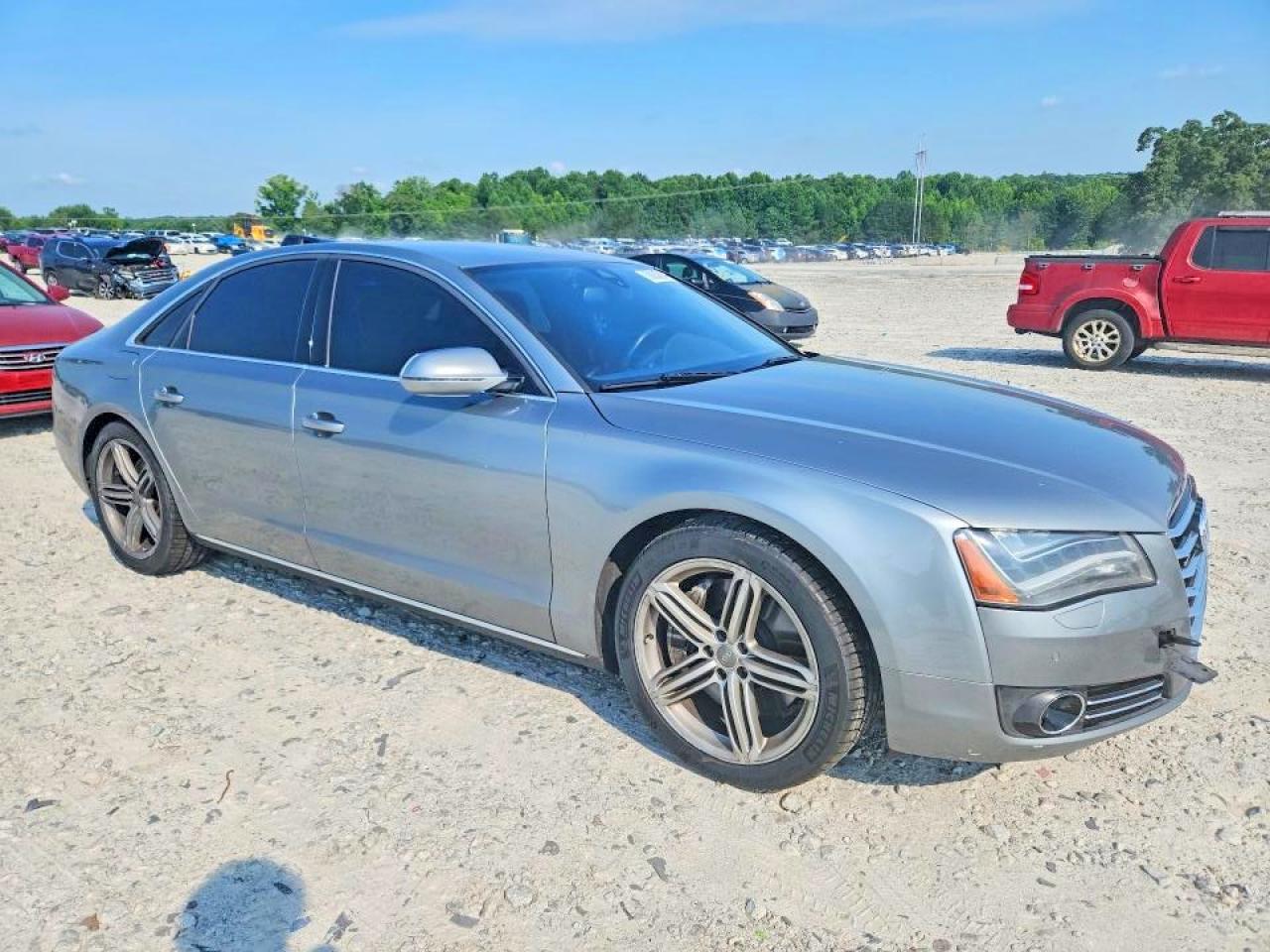 2012 Audi A8 Quattro Серый vin: WAUAVAFDXCN004244
