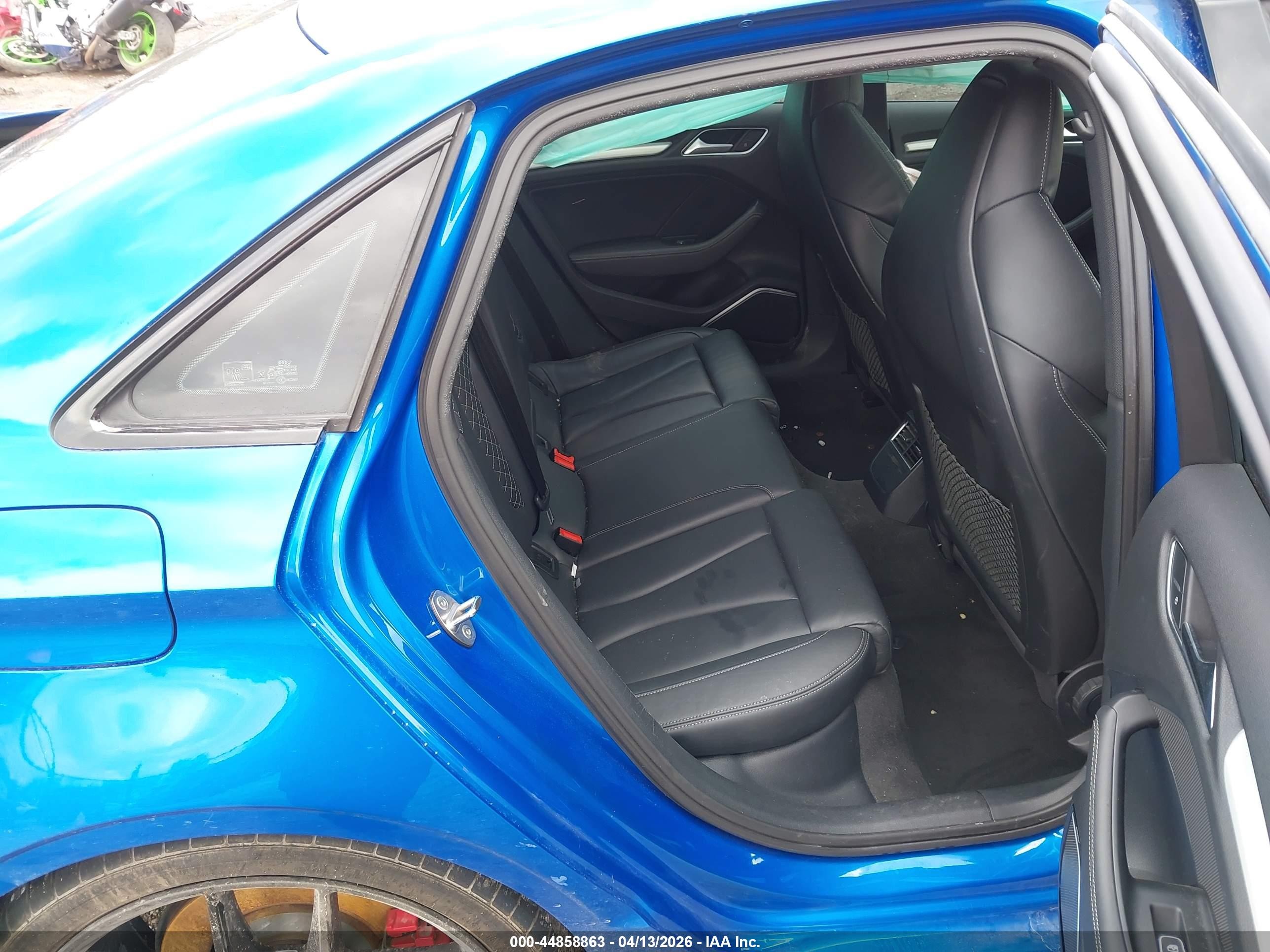 2018 Audi S3 2.0t Premium Plus/2.0t Tech Premium Plus Blue vin: WAUB1GFF9J1026471