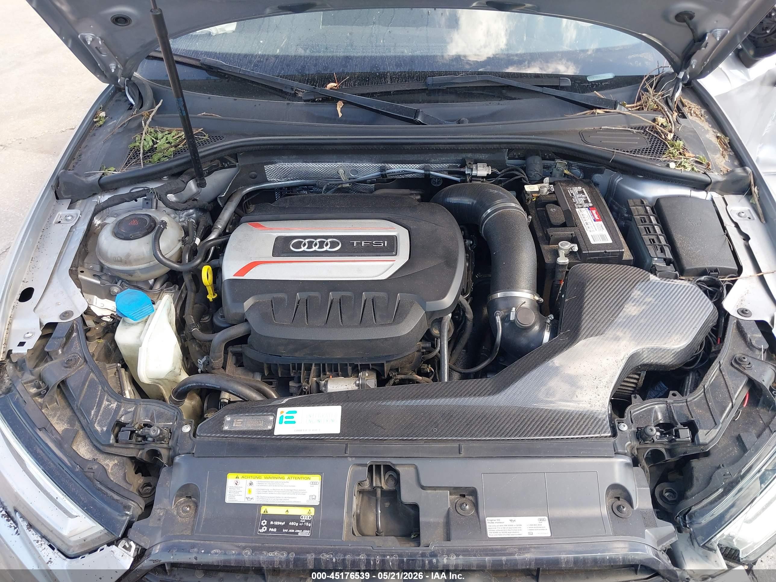 2018 Audi S3 2.0t Premium Plus/2.0t Tech Premium Plus Серебряный vin: WAUB1GFFXJ1043196