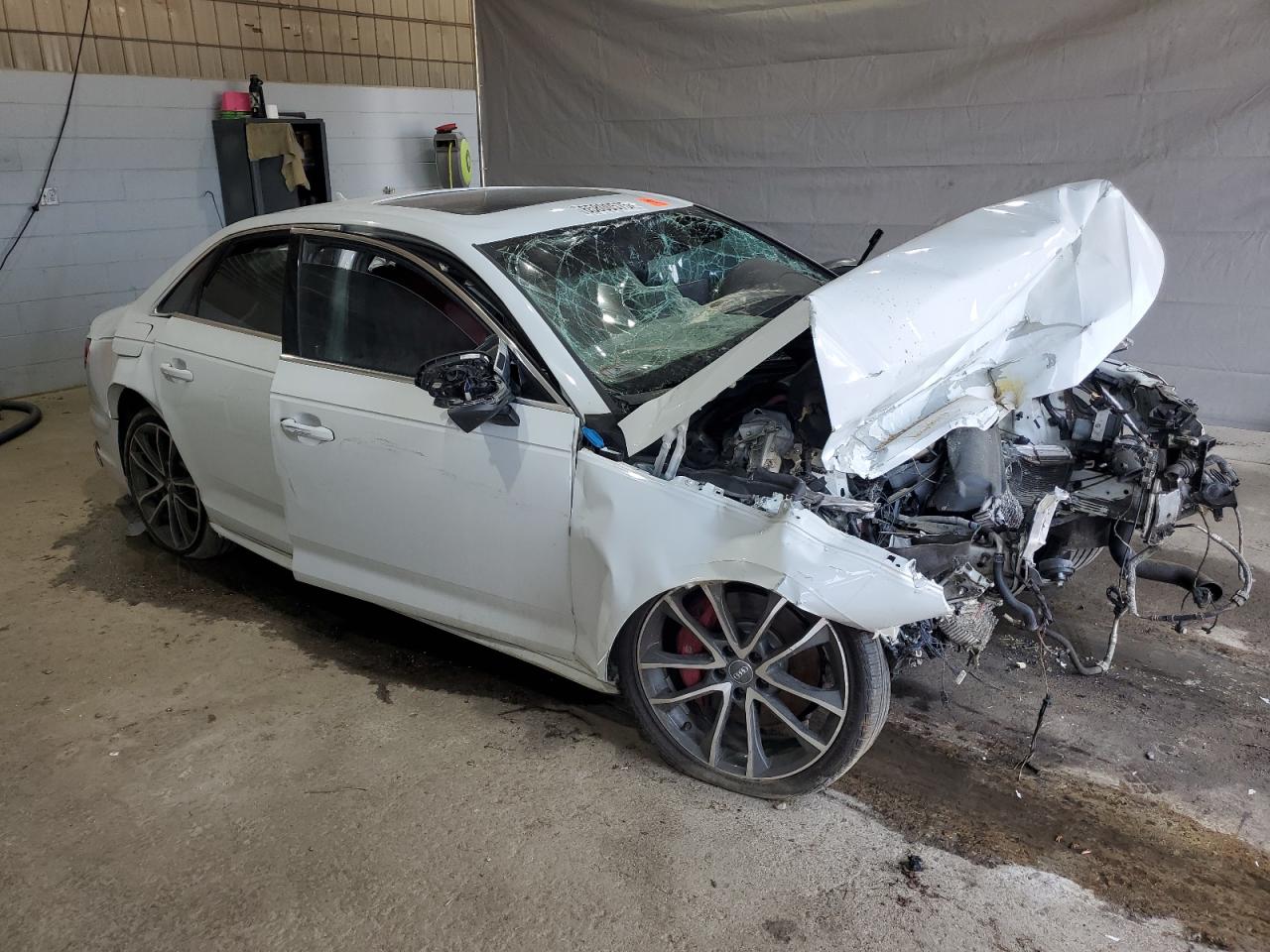 2018 Audi S4 Premium Plus White vin: WAUB4AF40JA002871