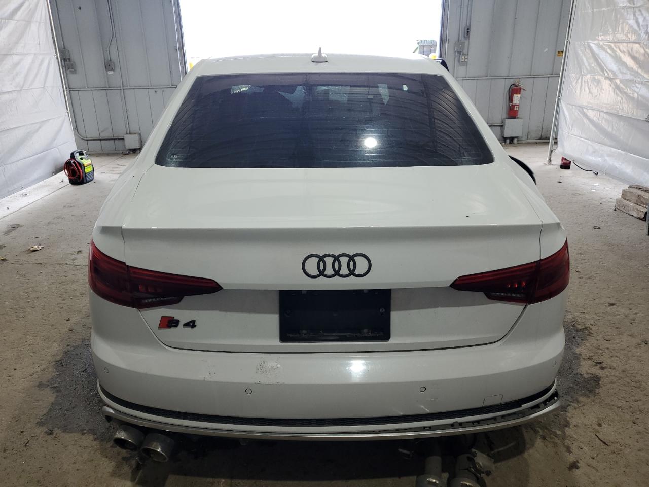 2018 Audi S4 Premium Plus White vin: WAUB4AF40JA002871