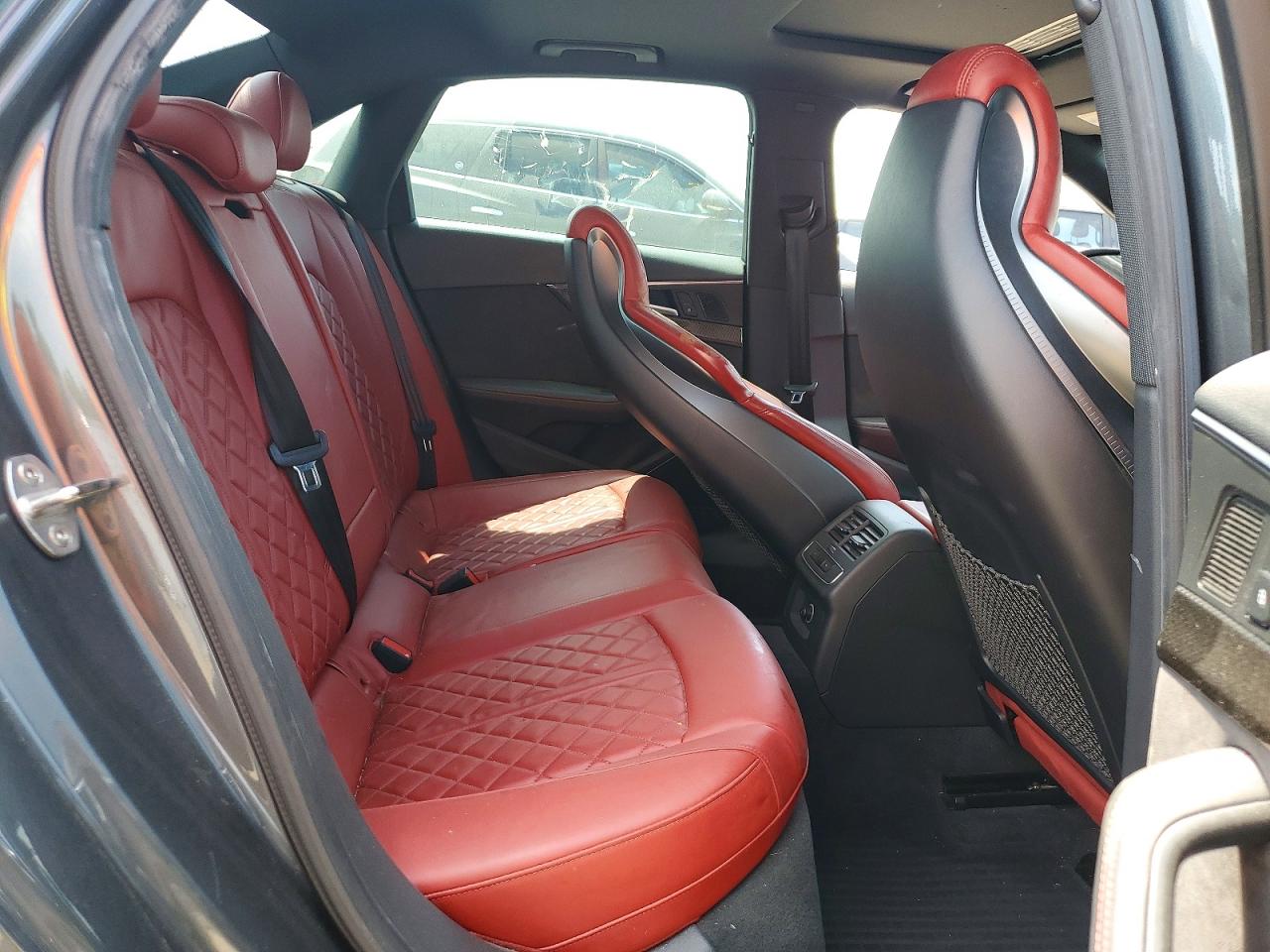 2018 Audi S4 Premium Plus Серый vin: WAUB4AF40JA134724