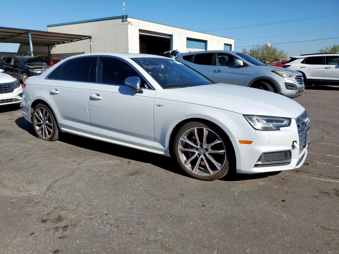 2018 Audi S4 Premium Plus White vin: WAUB4AF46JA080555