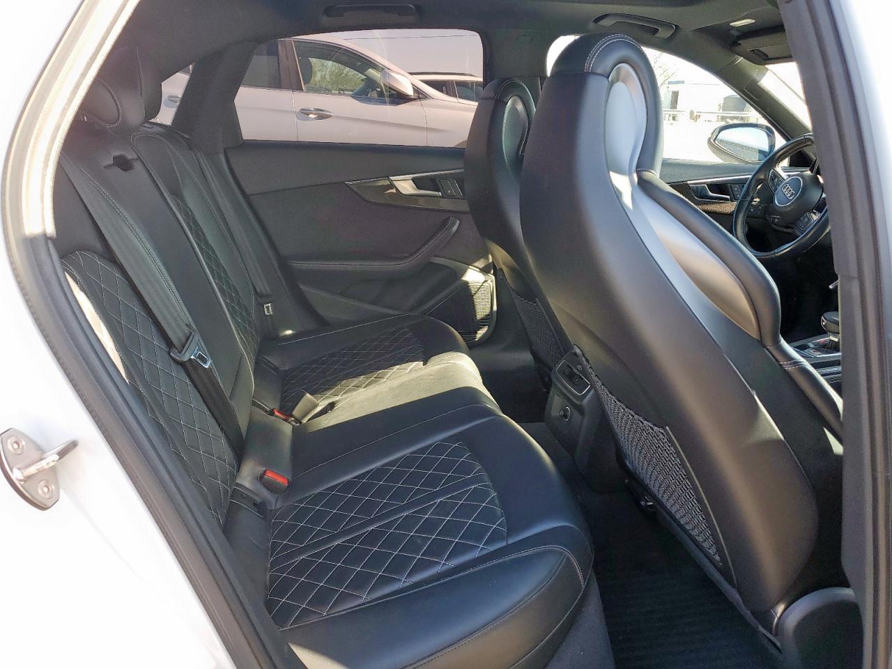 2018 Audi S4 Premium Plus White vin: WAUB4AF46JA080555