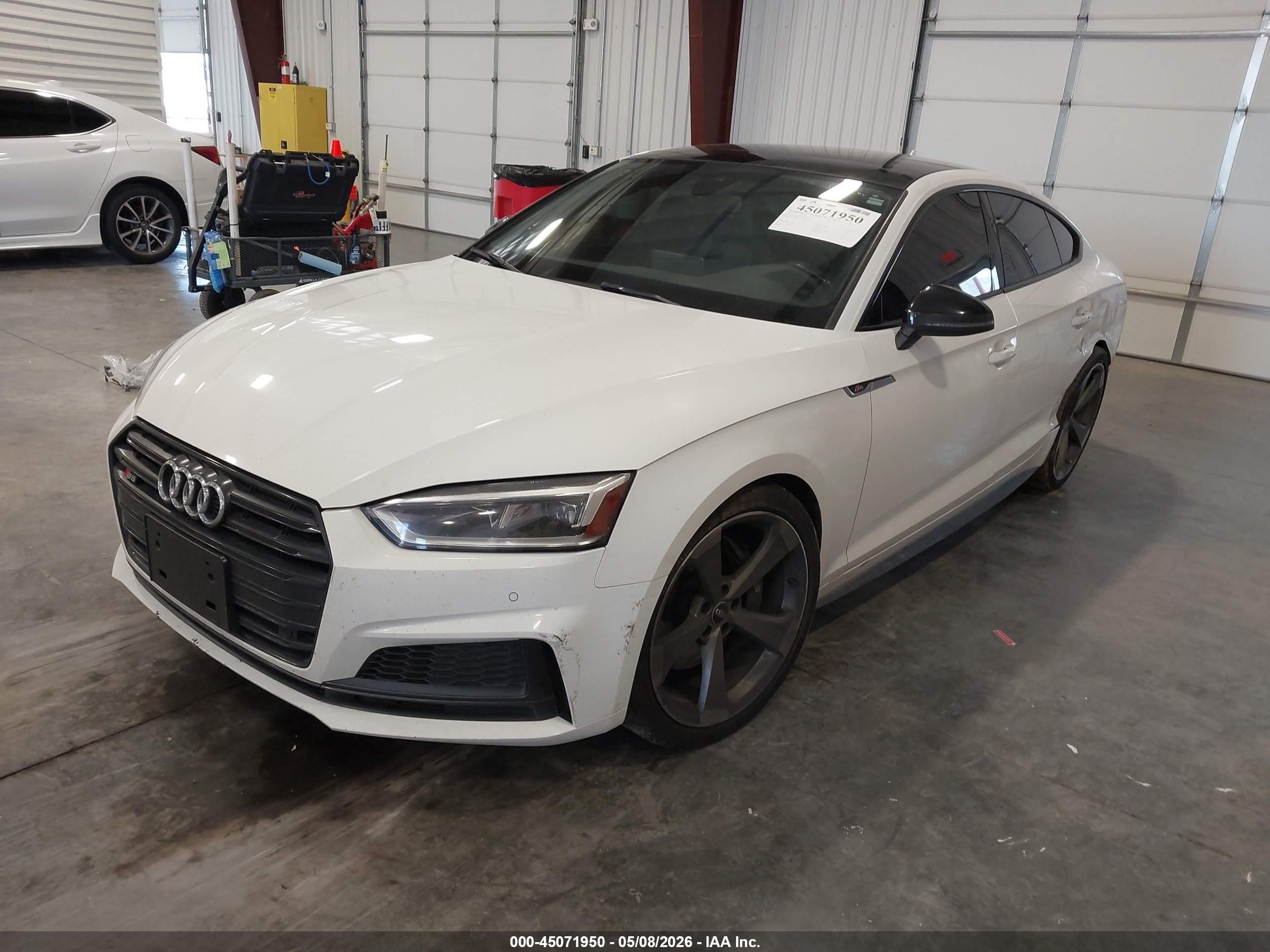 2019 Audi S5 3.0t Premium White vin: WAUB4CF51KA000469