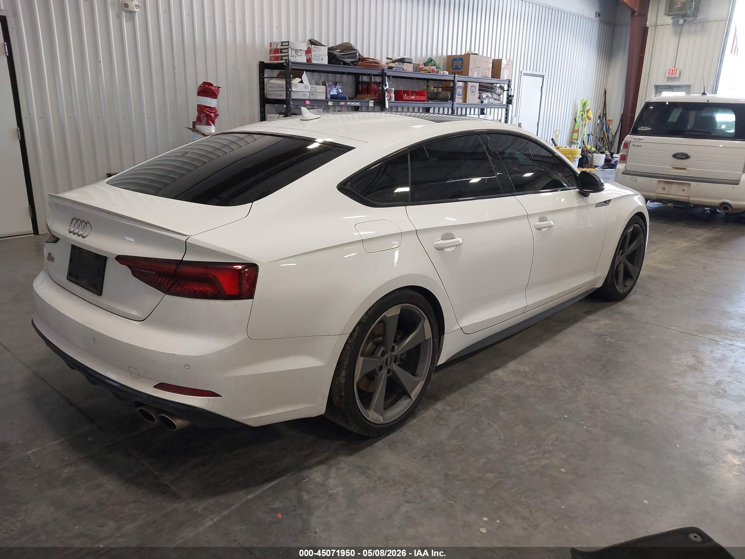 2019 Audi S5 3.0t Premium White vin: WAUB4CF51KA000469