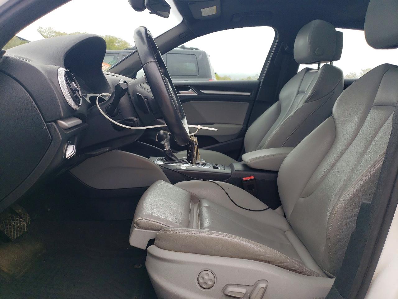 2017 Audi A3 Premium White vin: WAUB8GFF1H1072642
