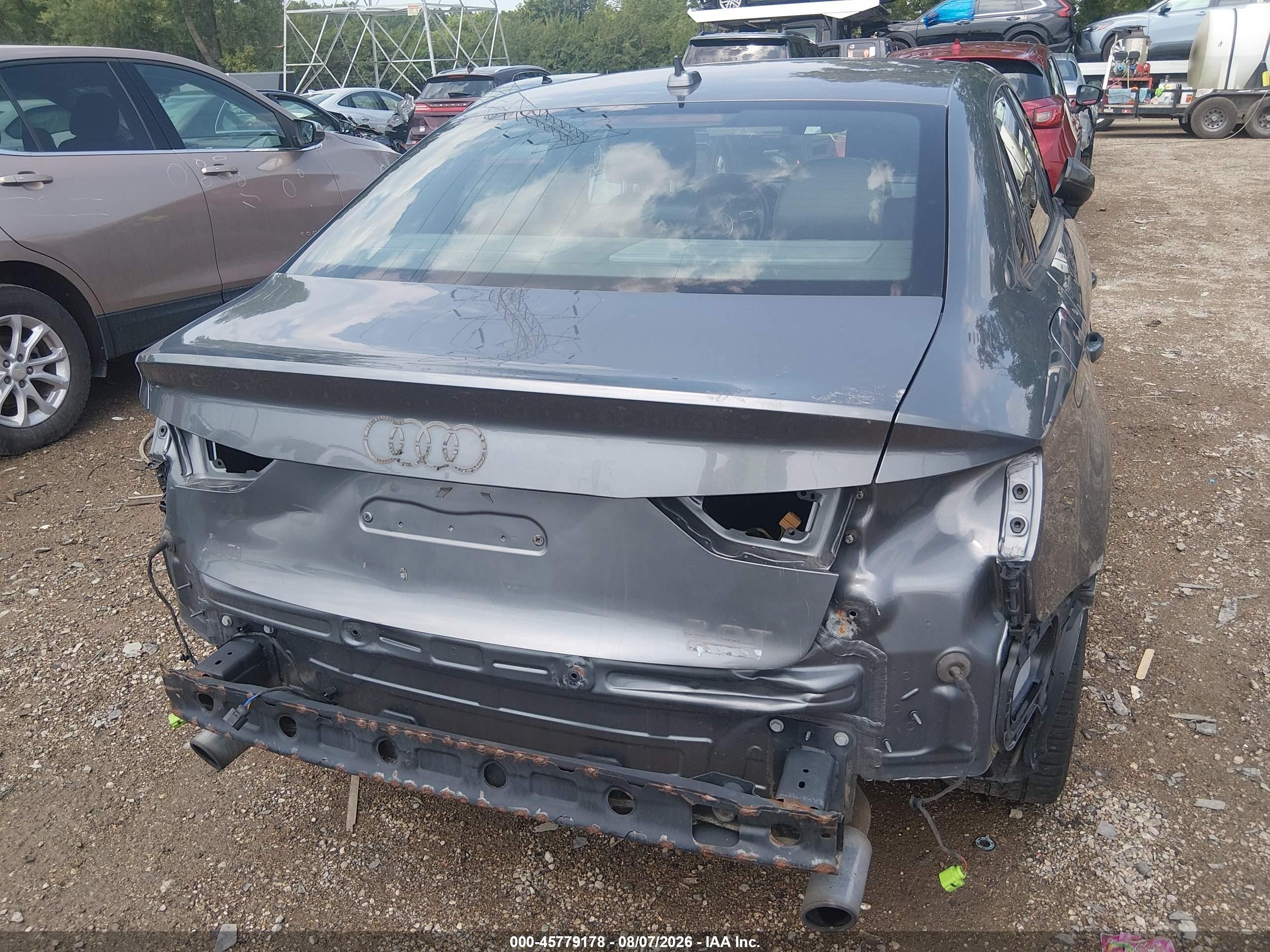 2016 Audi A3 2.0t Premium Серый vin: WAUB8GFF4G1025295