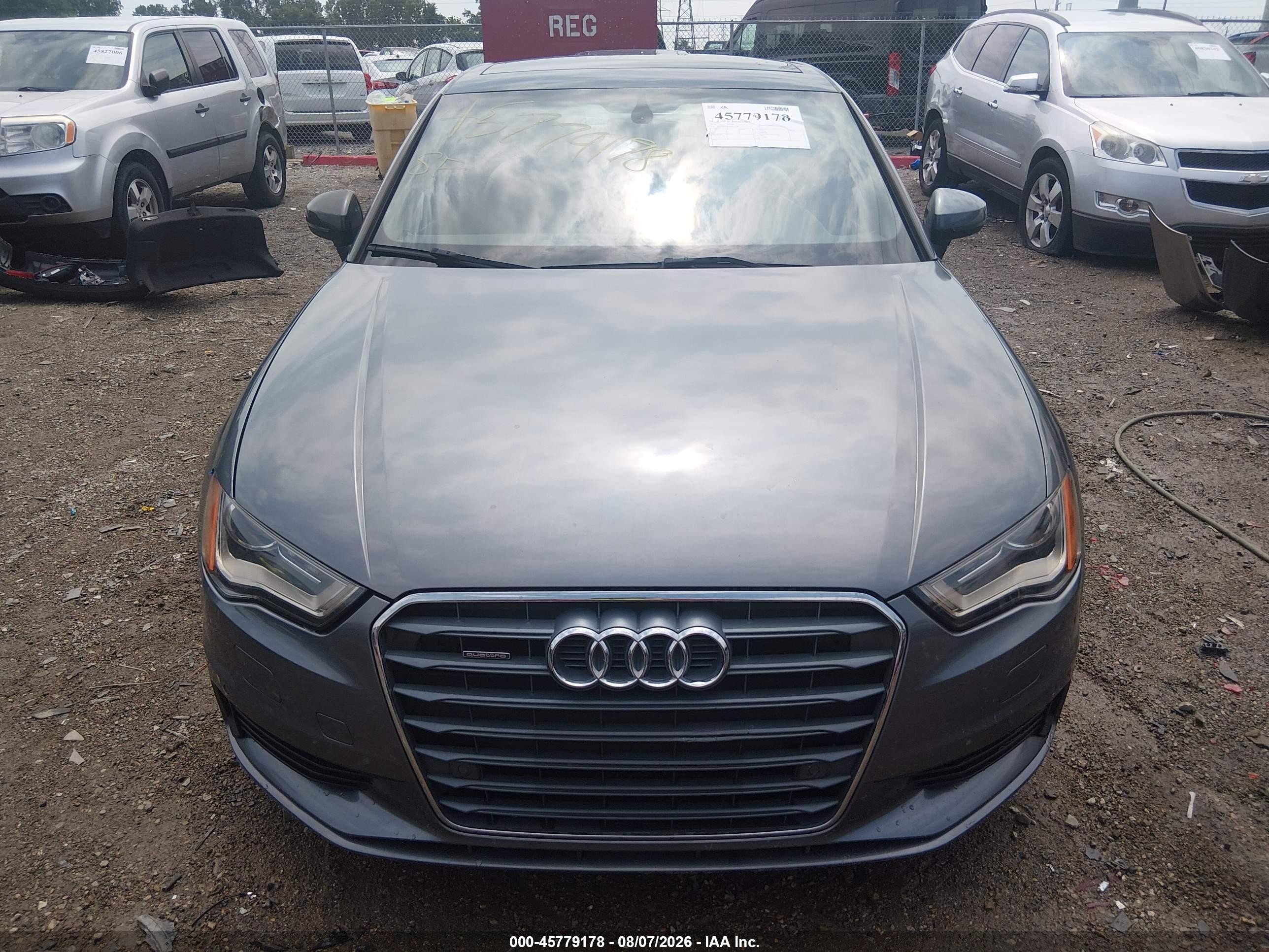 2016 Audi A3 2.0t Premium Серый vin: WAUB8GFF4G1025295