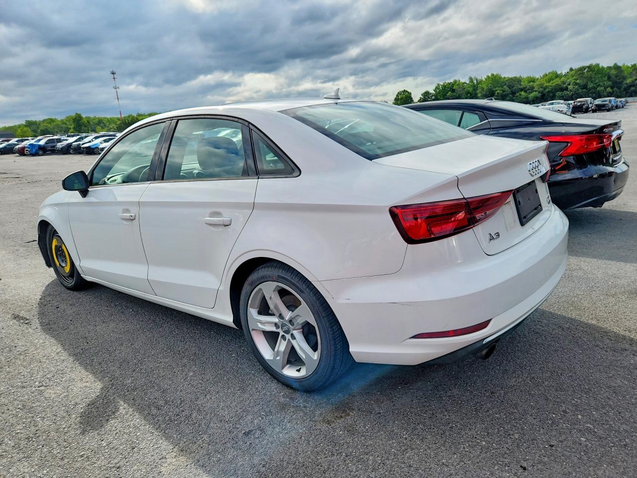 2017 Audi A3 Premium White vin: WAUB8GFF6H1033206