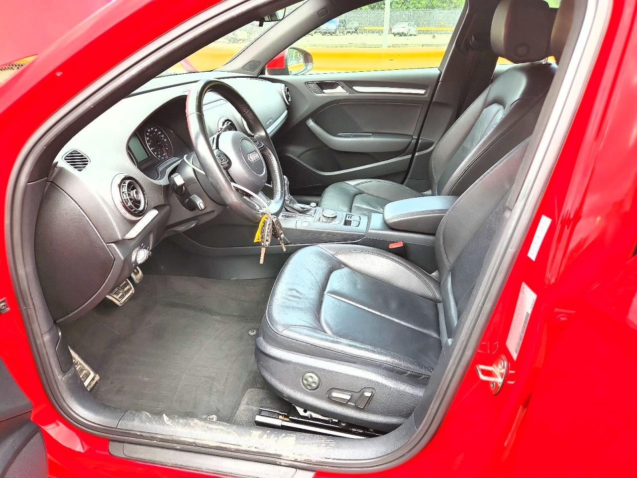 2016 Audi A3 Premium Красный vin: WAUB8GFF7G1010290