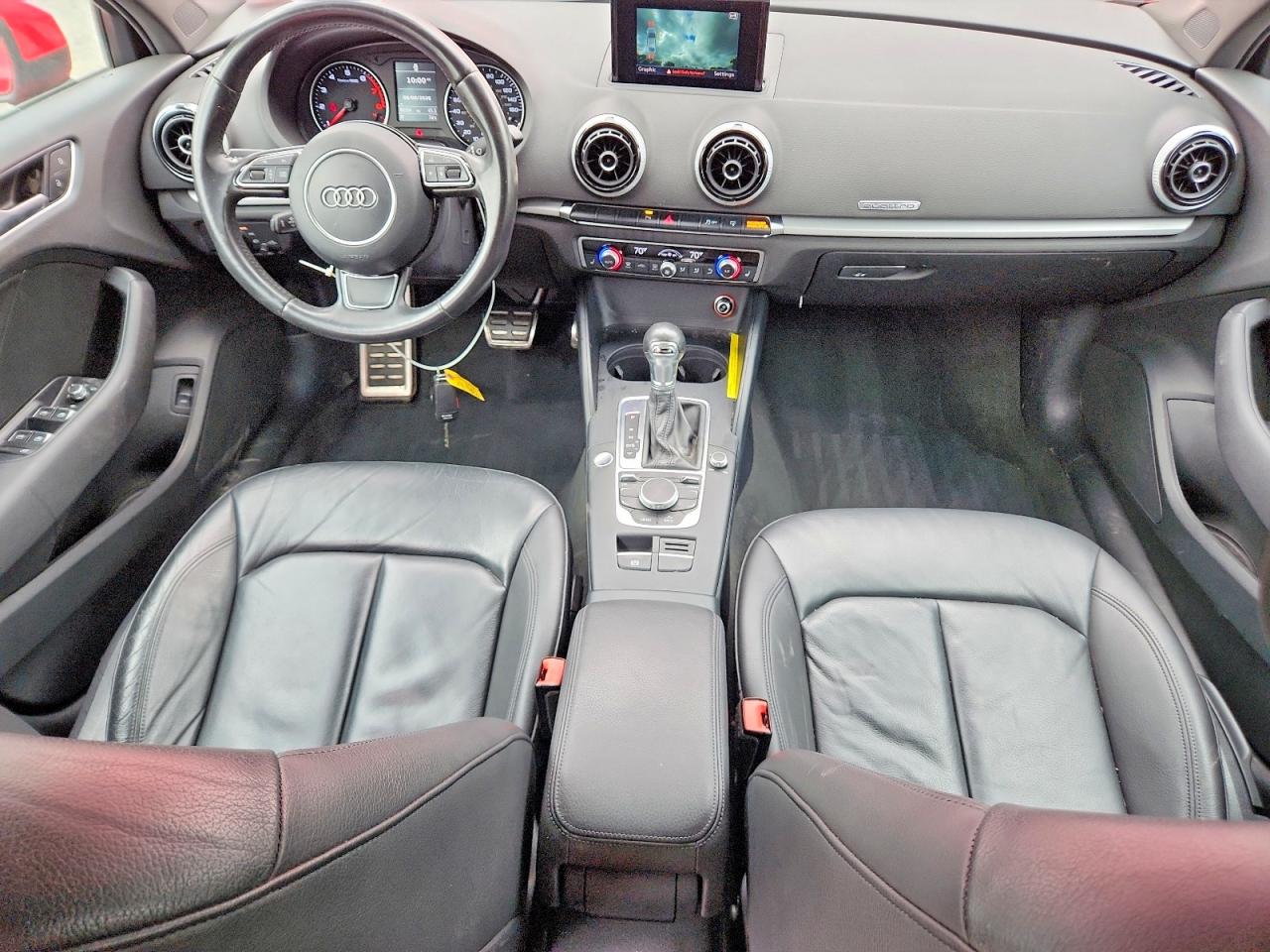 2016 Audi A3 Premium Красный vin: WAUB8GFF7G1010290