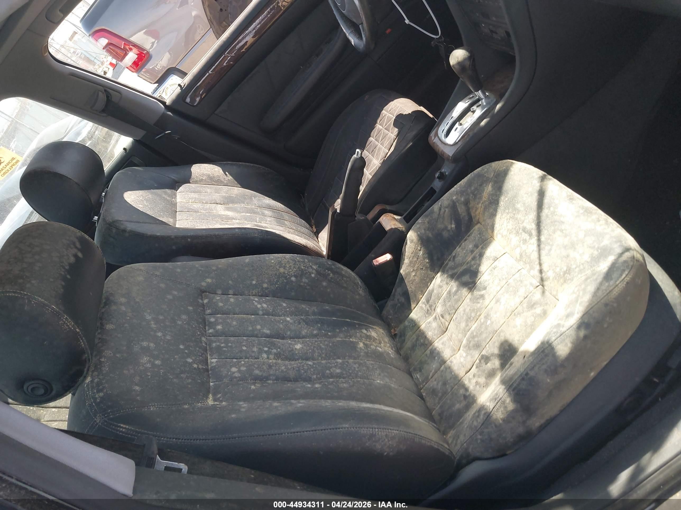 1999 Audi A6   Silver vin: WAUBA24B2XN062183