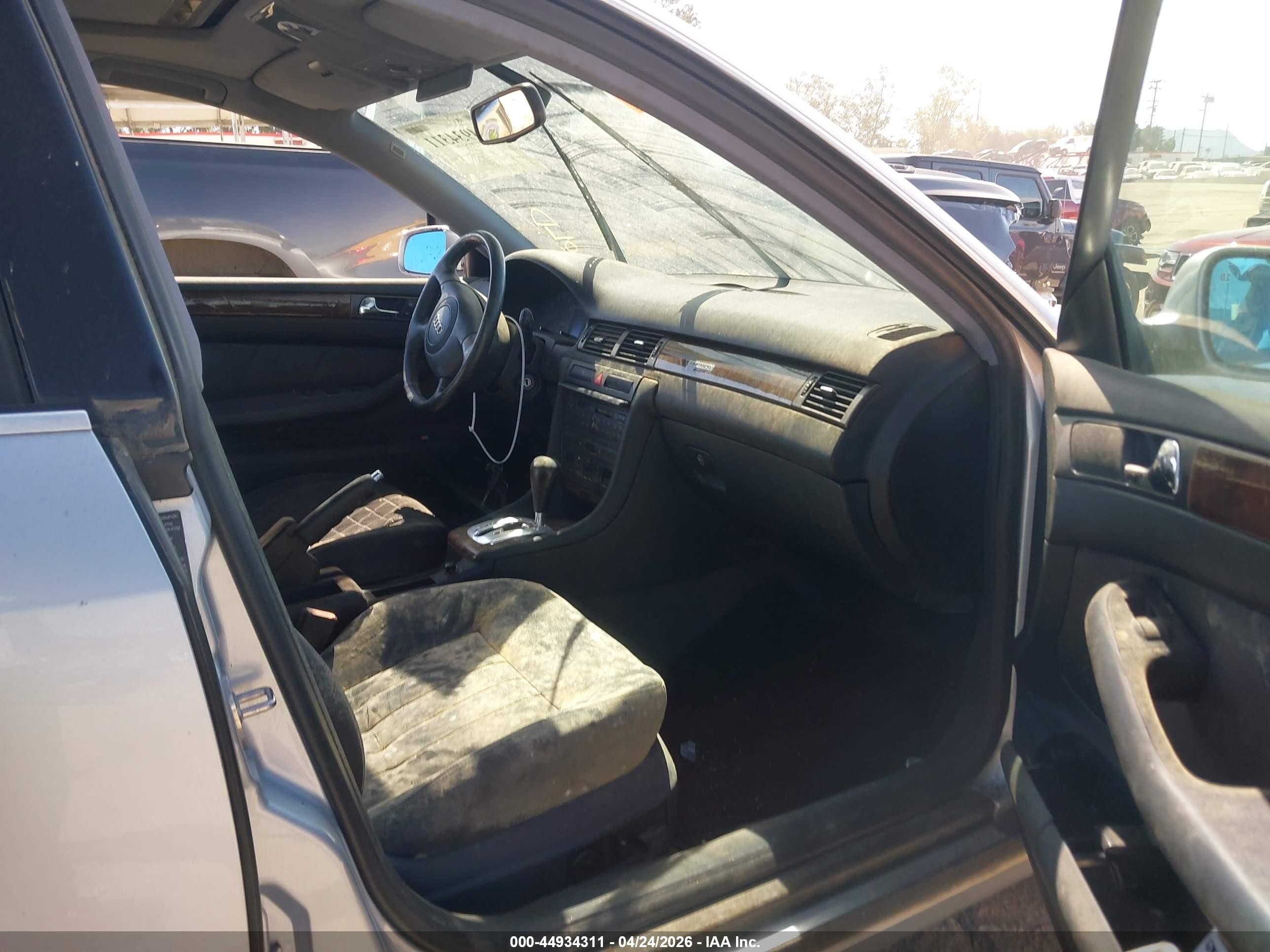1999 Audi A6   Silver vin: WAUBA24B2XN062183