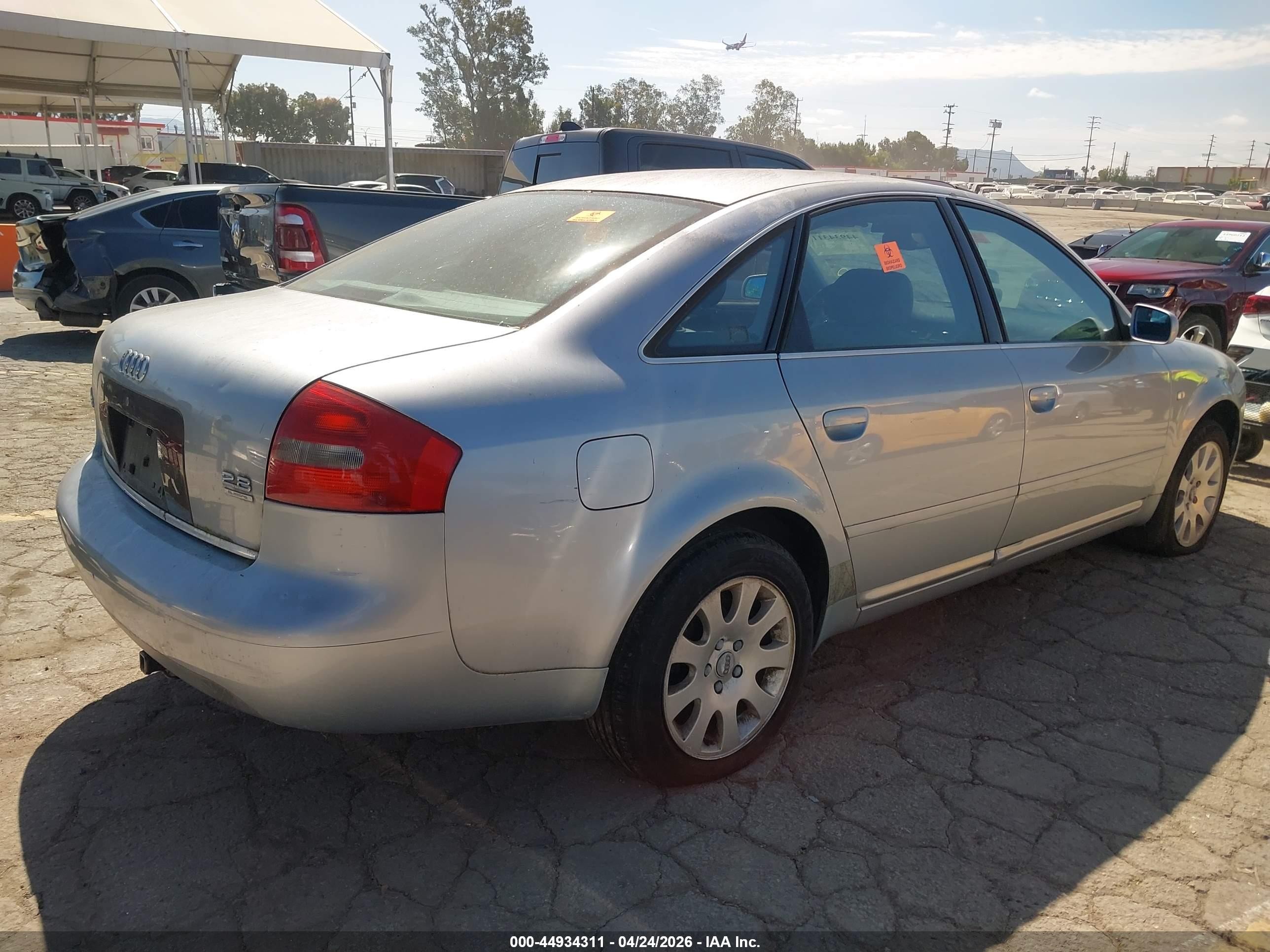 1999 Audi A6   Silver vin: WAUBA24B2XN062183